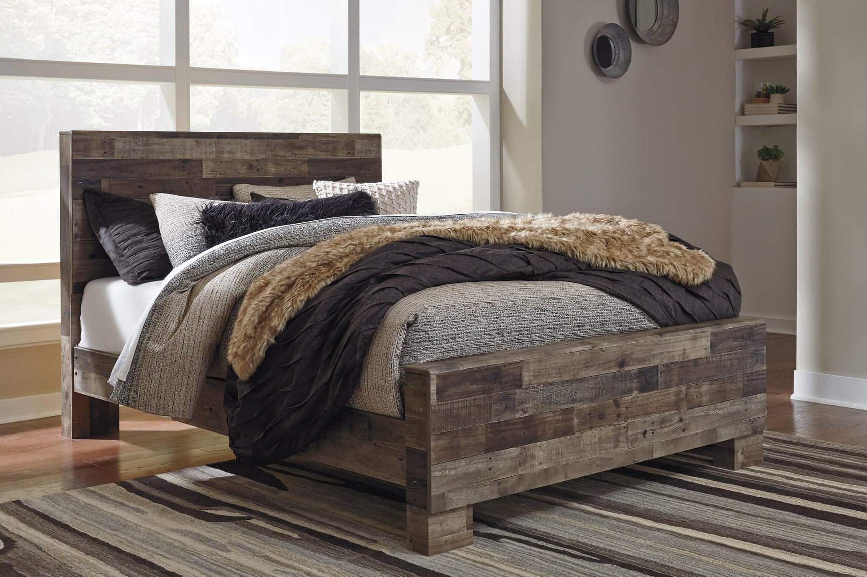 Derekson Multi Gray Queen Panel Bed - Ella Furniture