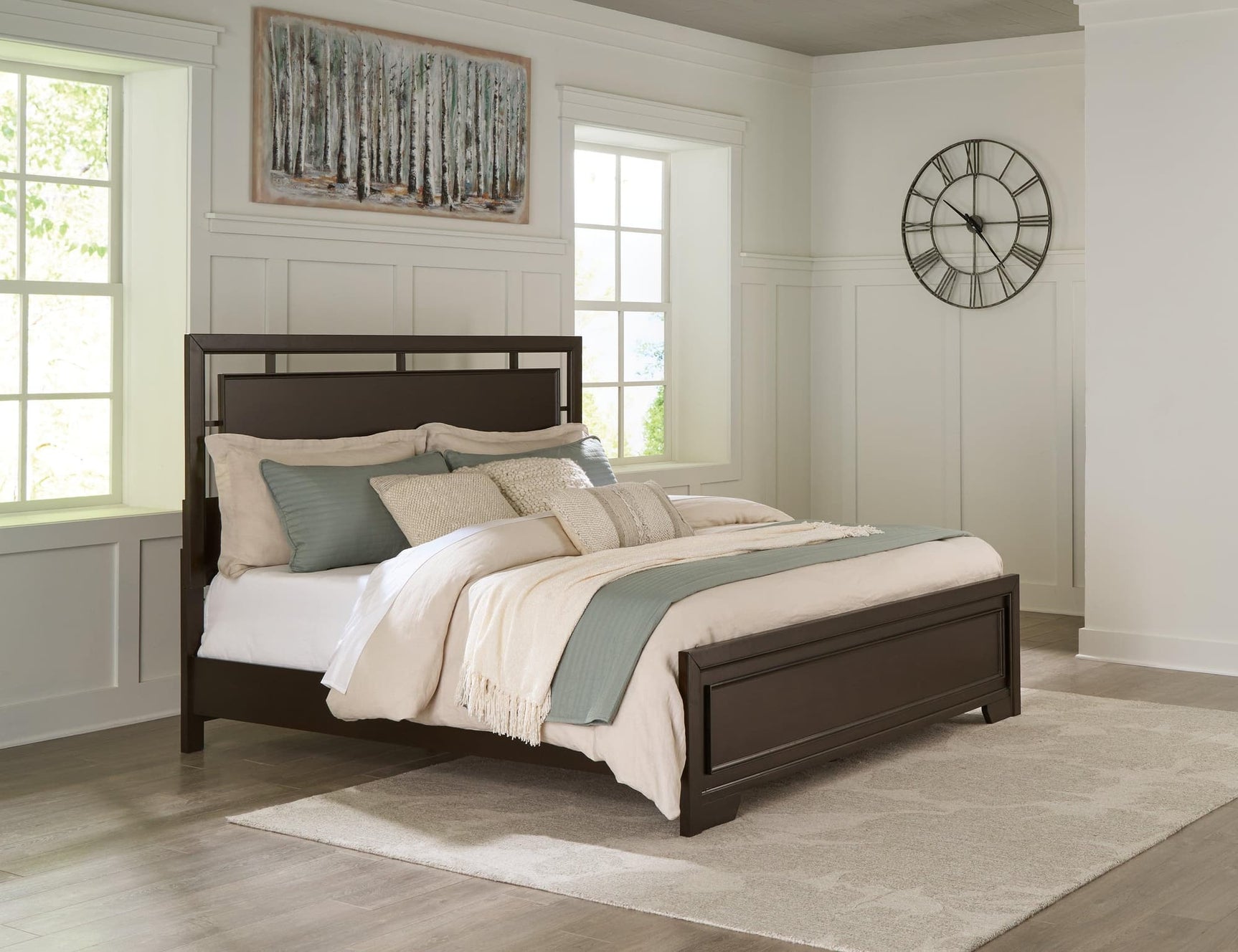 Covetown Dark Brown King Panel Bed - Ella Furniture