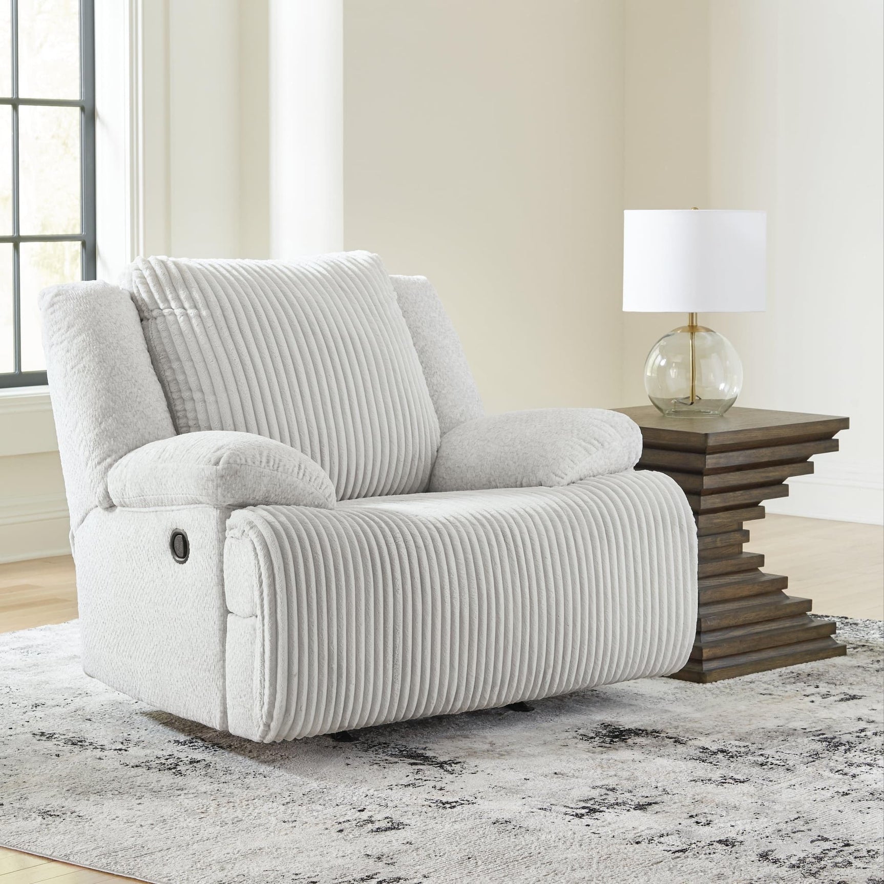 Top Tier Alloy Velvet Recliner