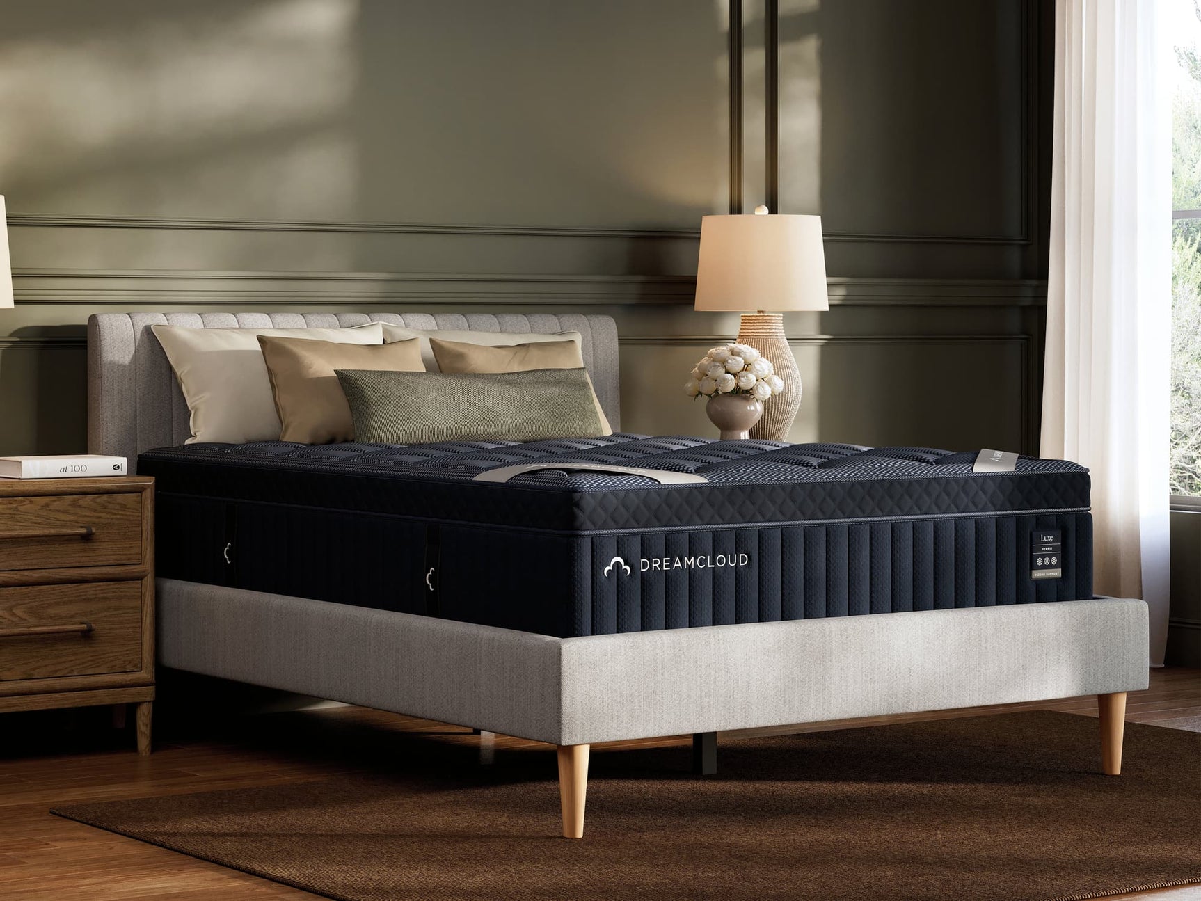 DreamCloud Luxe Hybrid White Queen Mattress