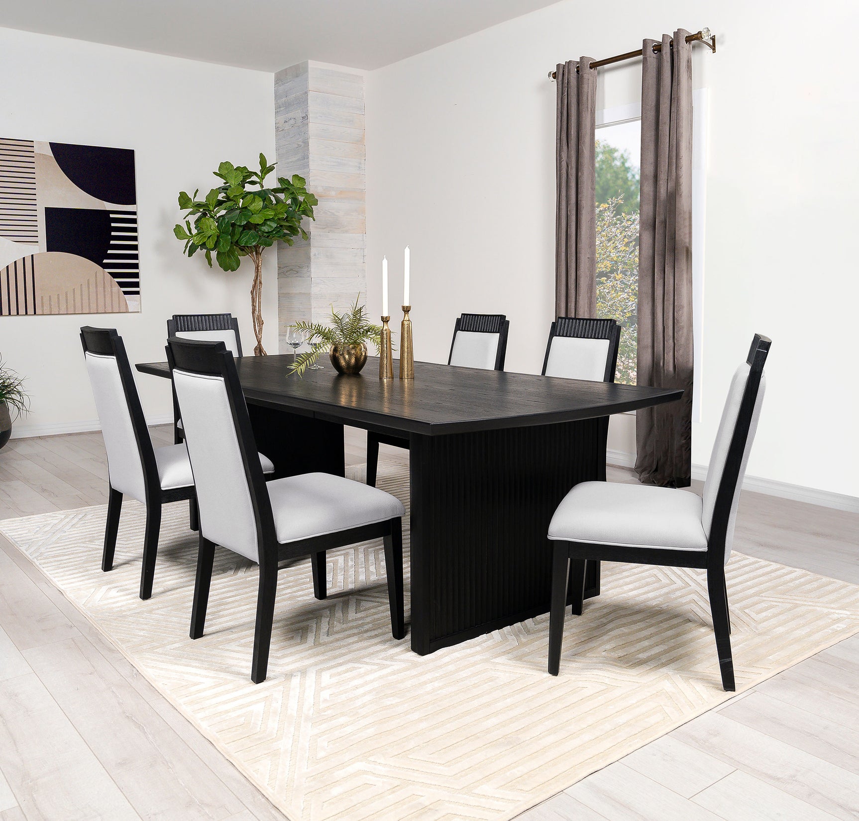 Brookmead Black Extension Leaf Dining Room Set