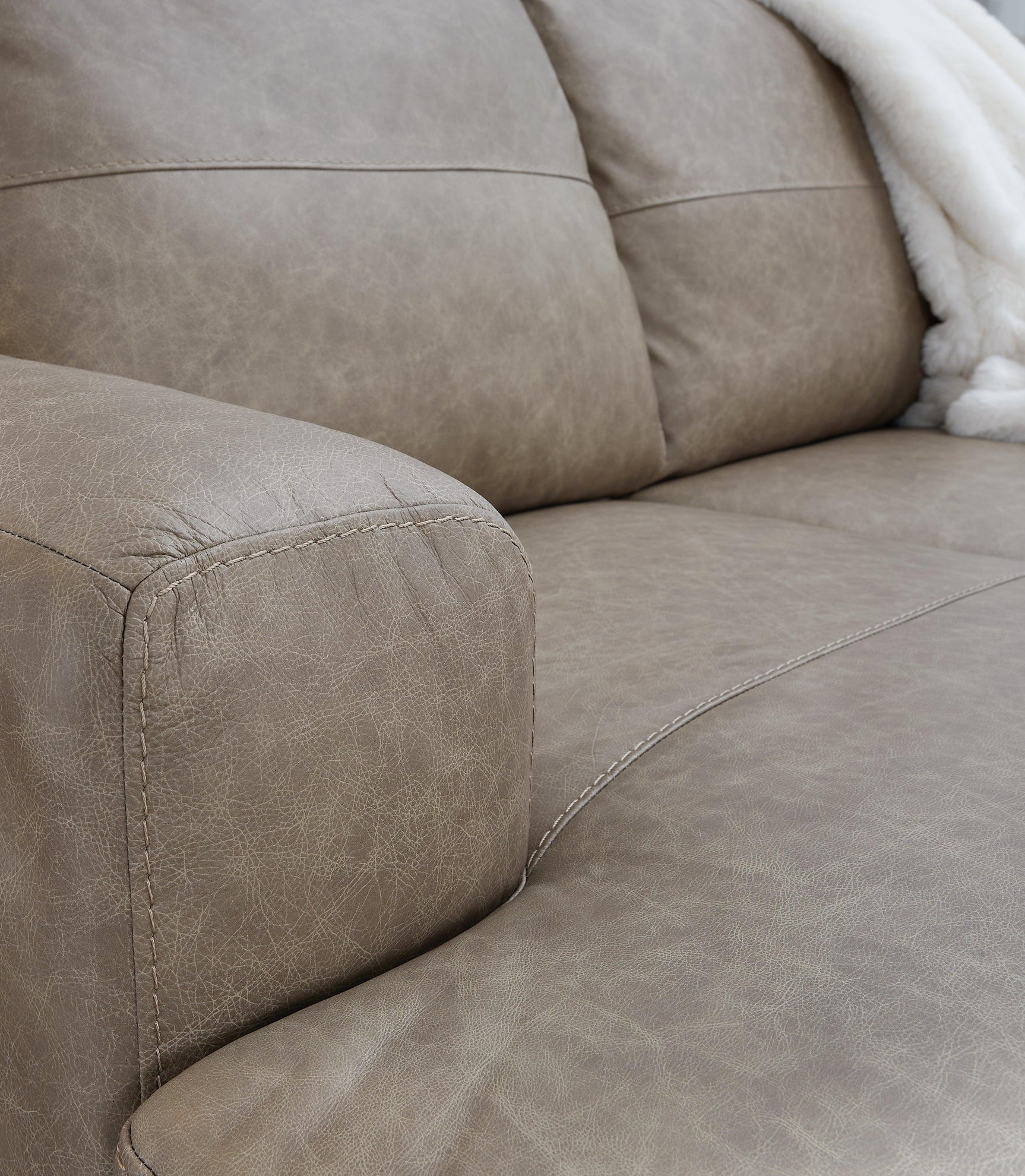 Amuleto Desert Leather 2-Piece Sectional with Chaise