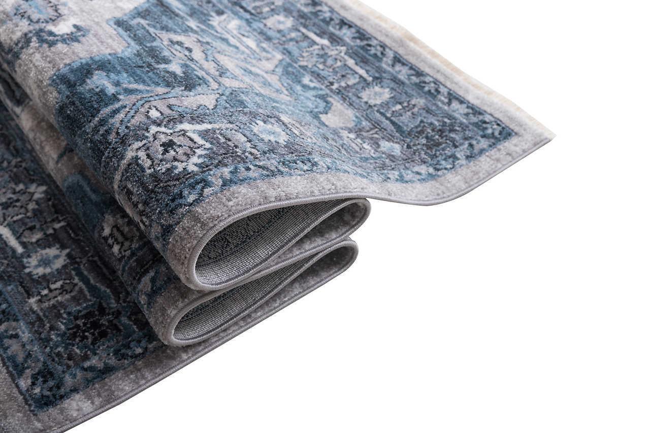 Ashton Glacier Meduim Rug