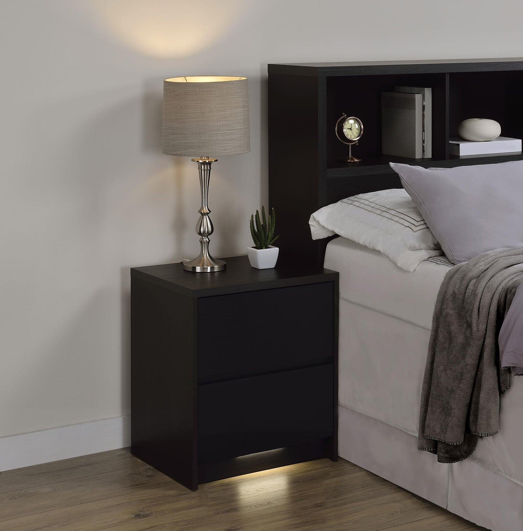 Westpark 2-drawer Nightstand LED Lights and USB Black