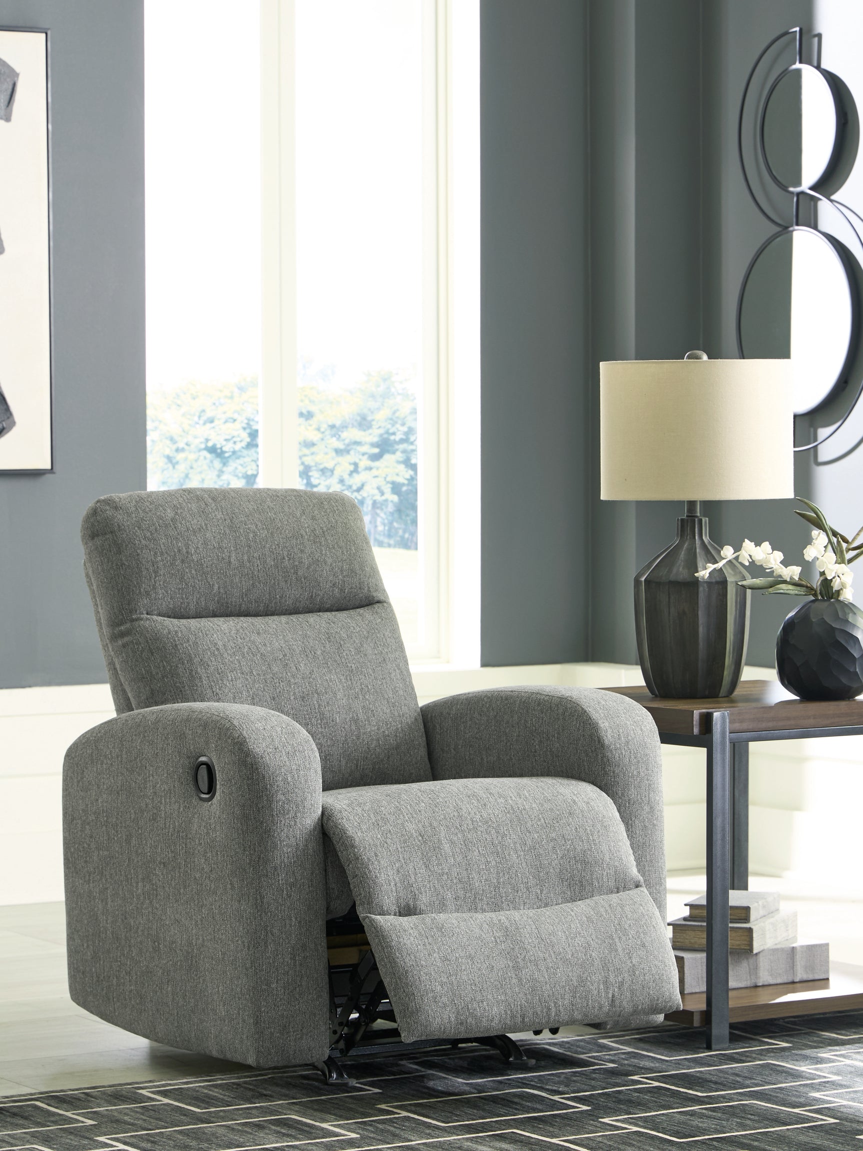 Gauntlet Sterling Chenille Recliner