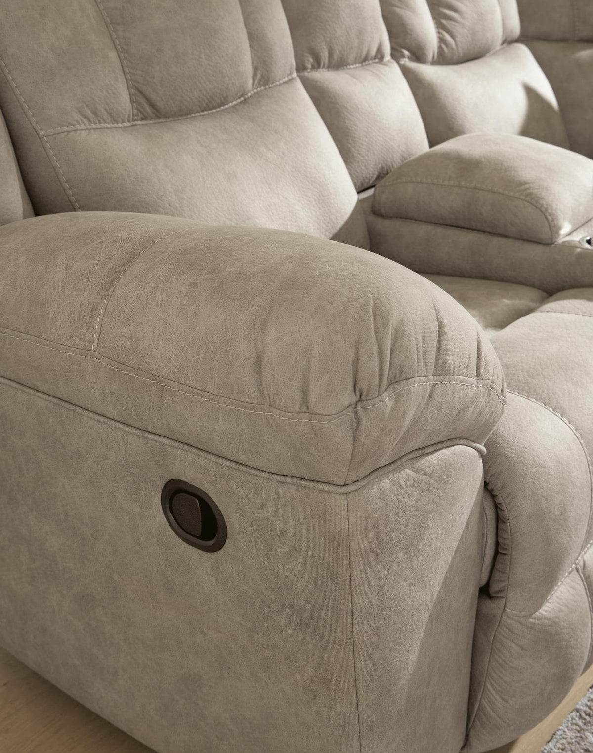 Pearce-Pike Birch 3-Piece Reclining Sectional with Console — detail view