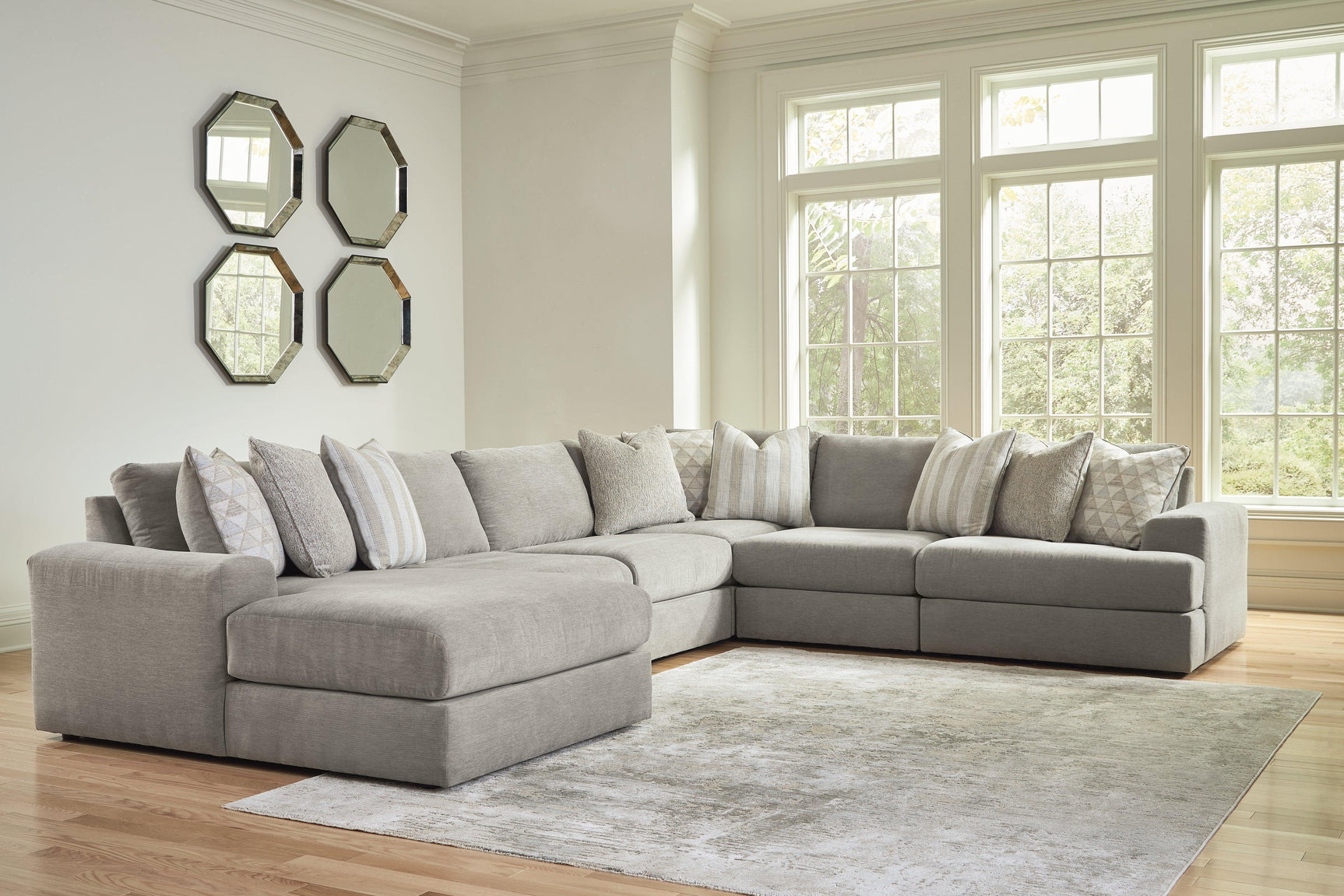 Avaliyah Ash Chenille 6-Piece Sectional