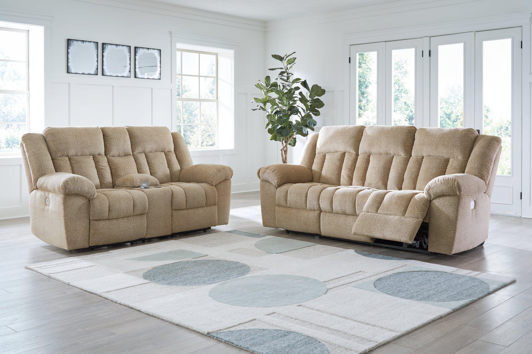 Tip-off Wheat Sofa And Loveseat