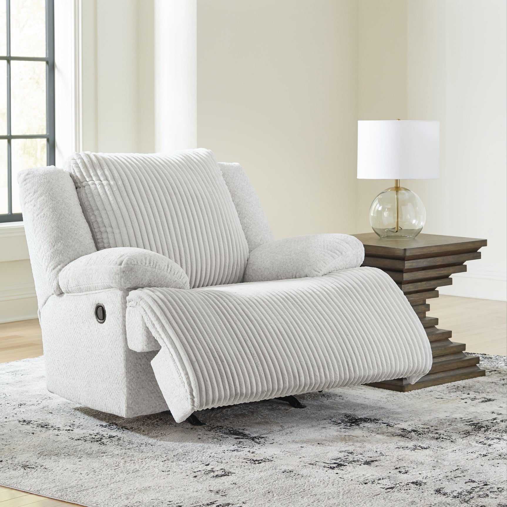 Top Tier Alloy Velvet Recliner