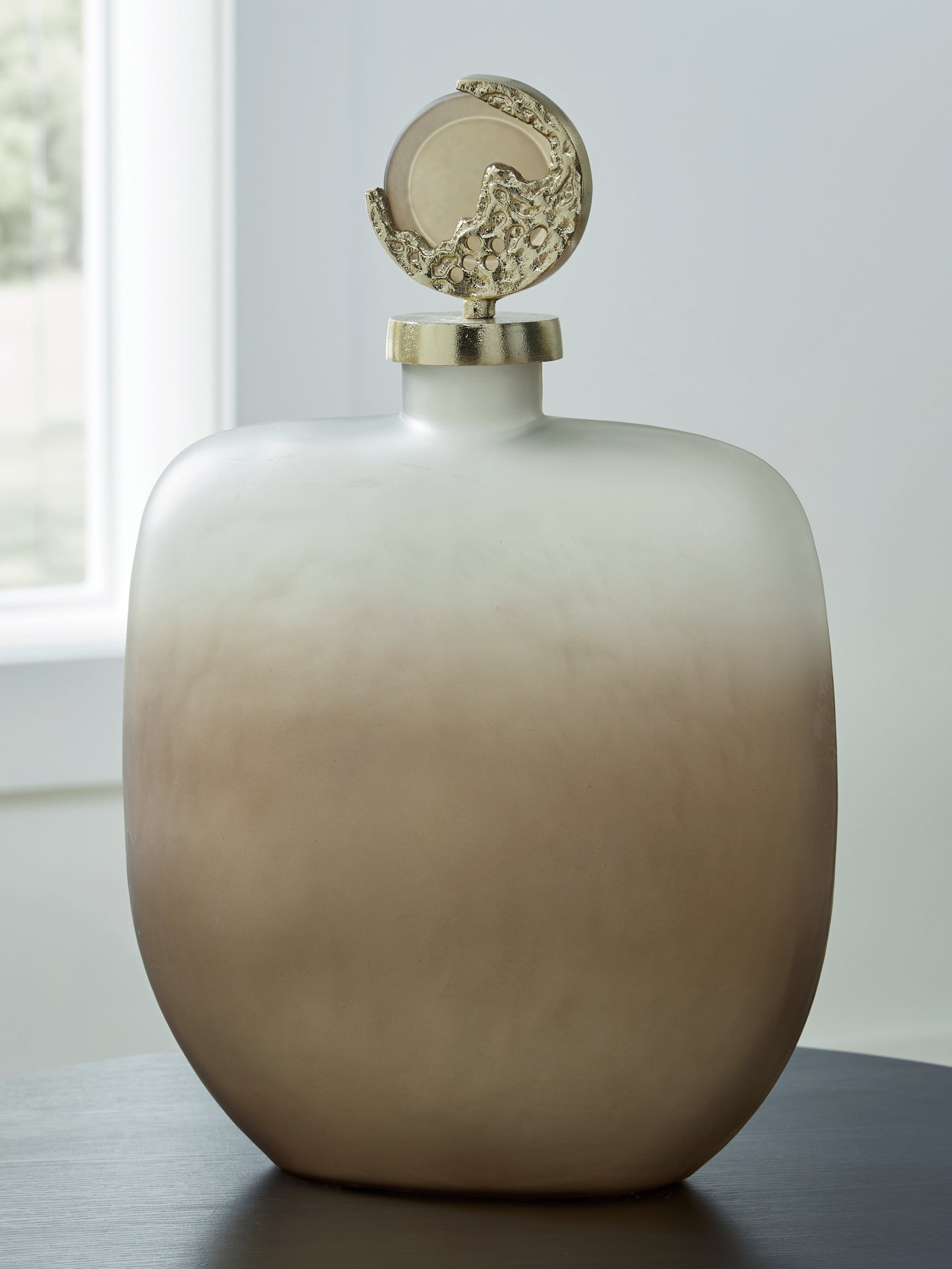 Acario Taupe/Gold Finish Jar