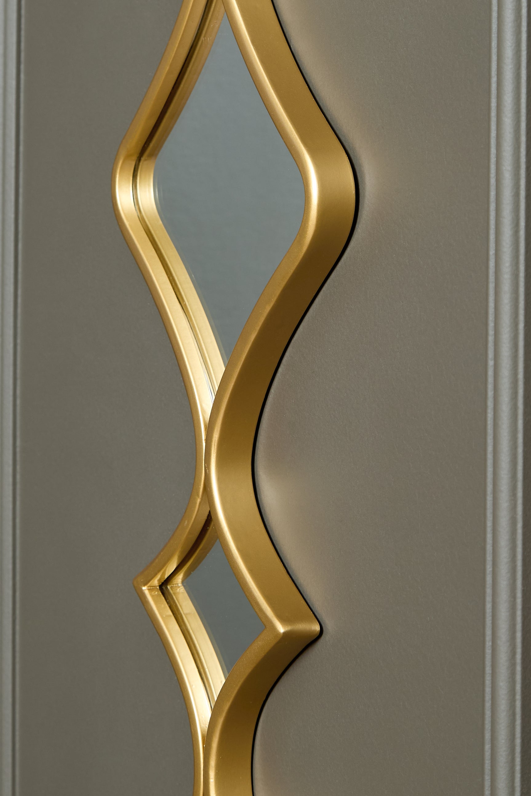 Harriswood Gold Finish Accent Mirror Set (Set of 2)