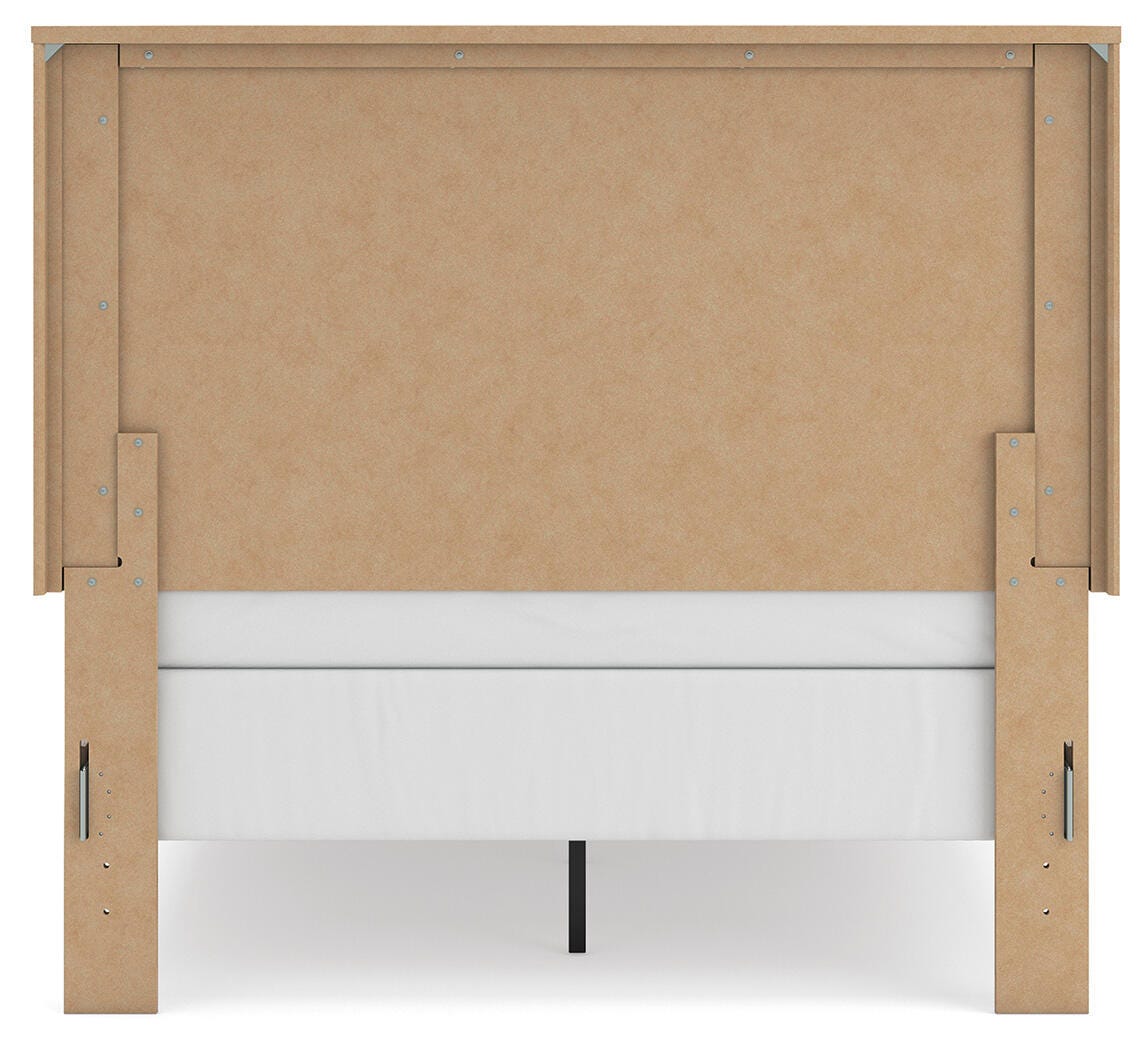 Gramburg Warm Natural Brown Full Panel Bed view 8
