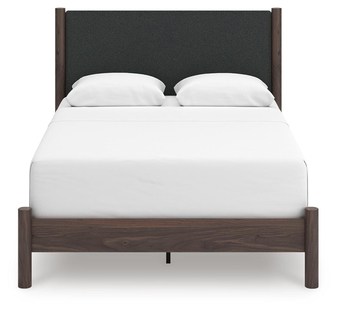 Pamytta Brown Upholstered Panel Bedroom Set view 5