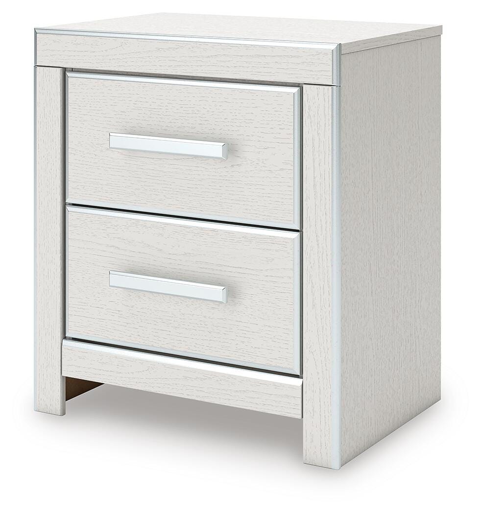 Zuraleus White Upholstered Panel Bedroom Set 2 angled view