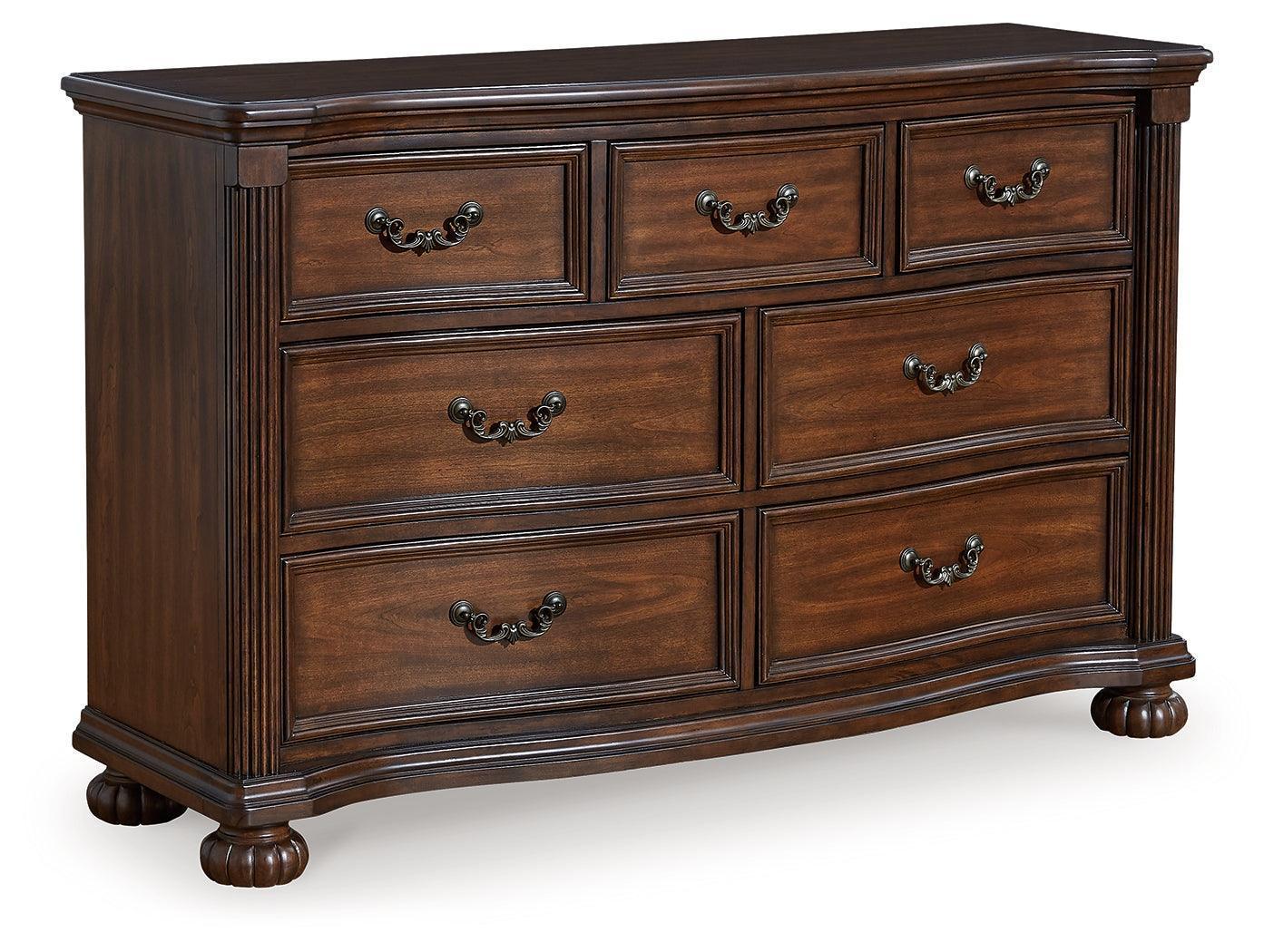Lavinton Brown 7-Drawer Traditional Dresser