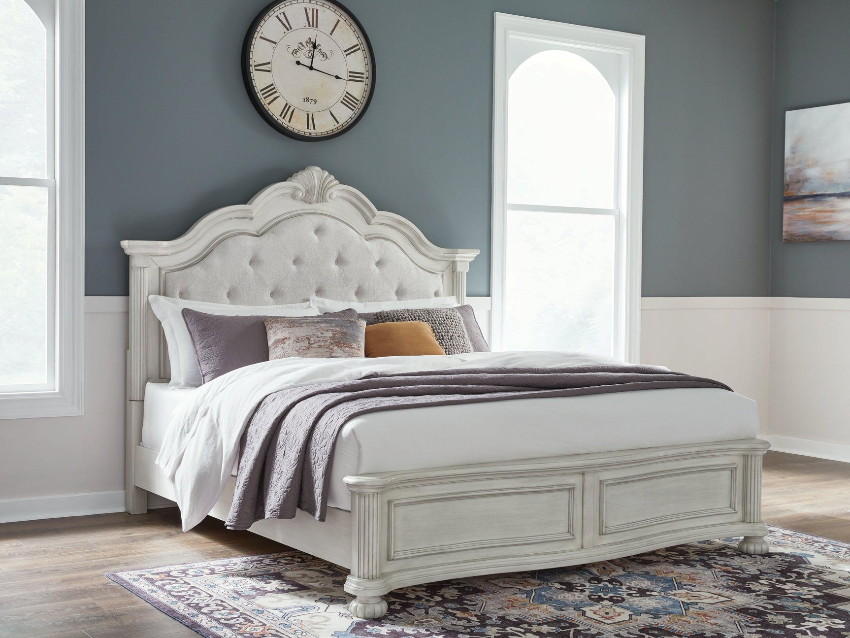 Montelaine Antique White Upholstered Panel Bedroom Set