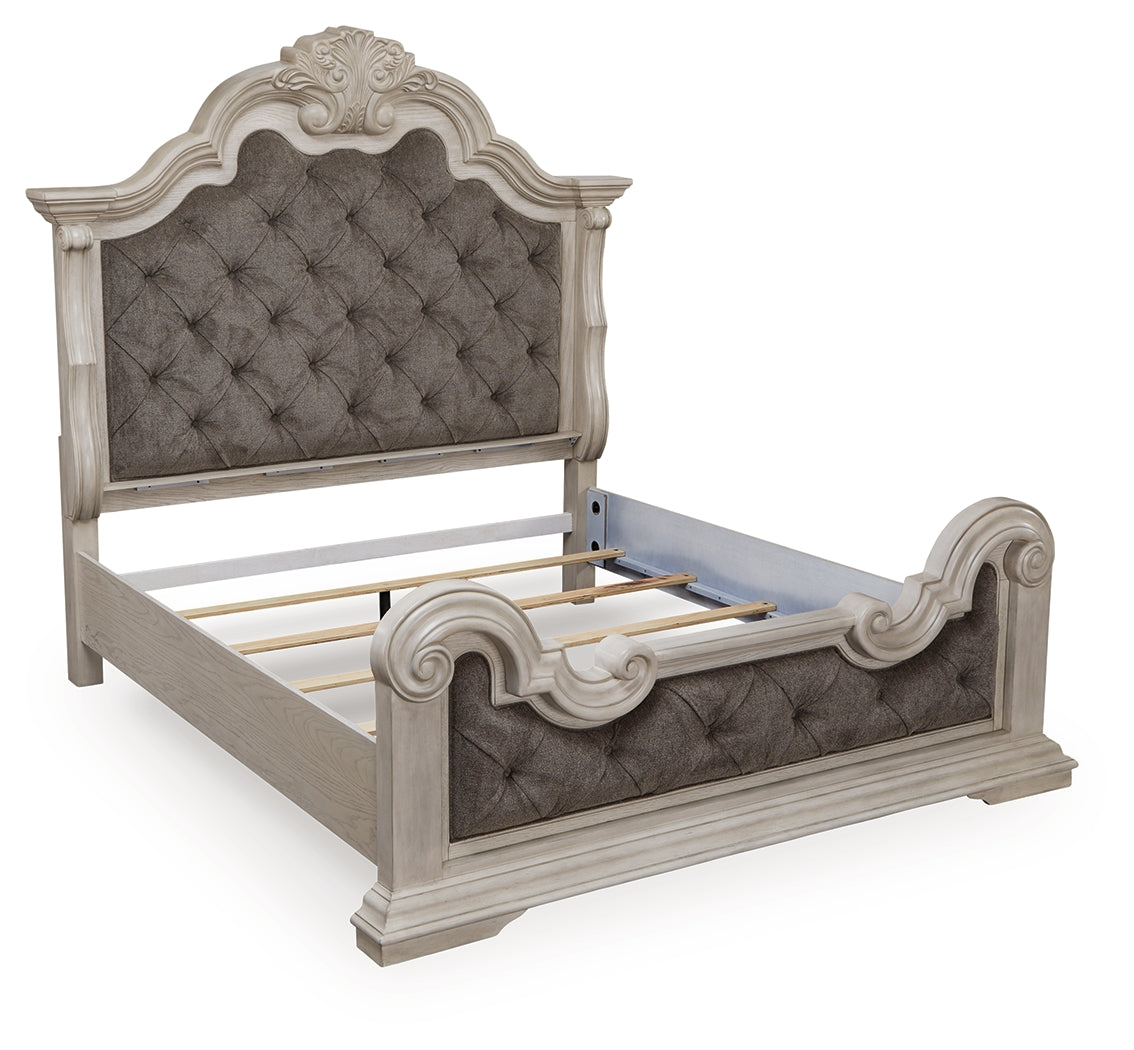 Bruchandi Antique White King Upholstered Panel Bed