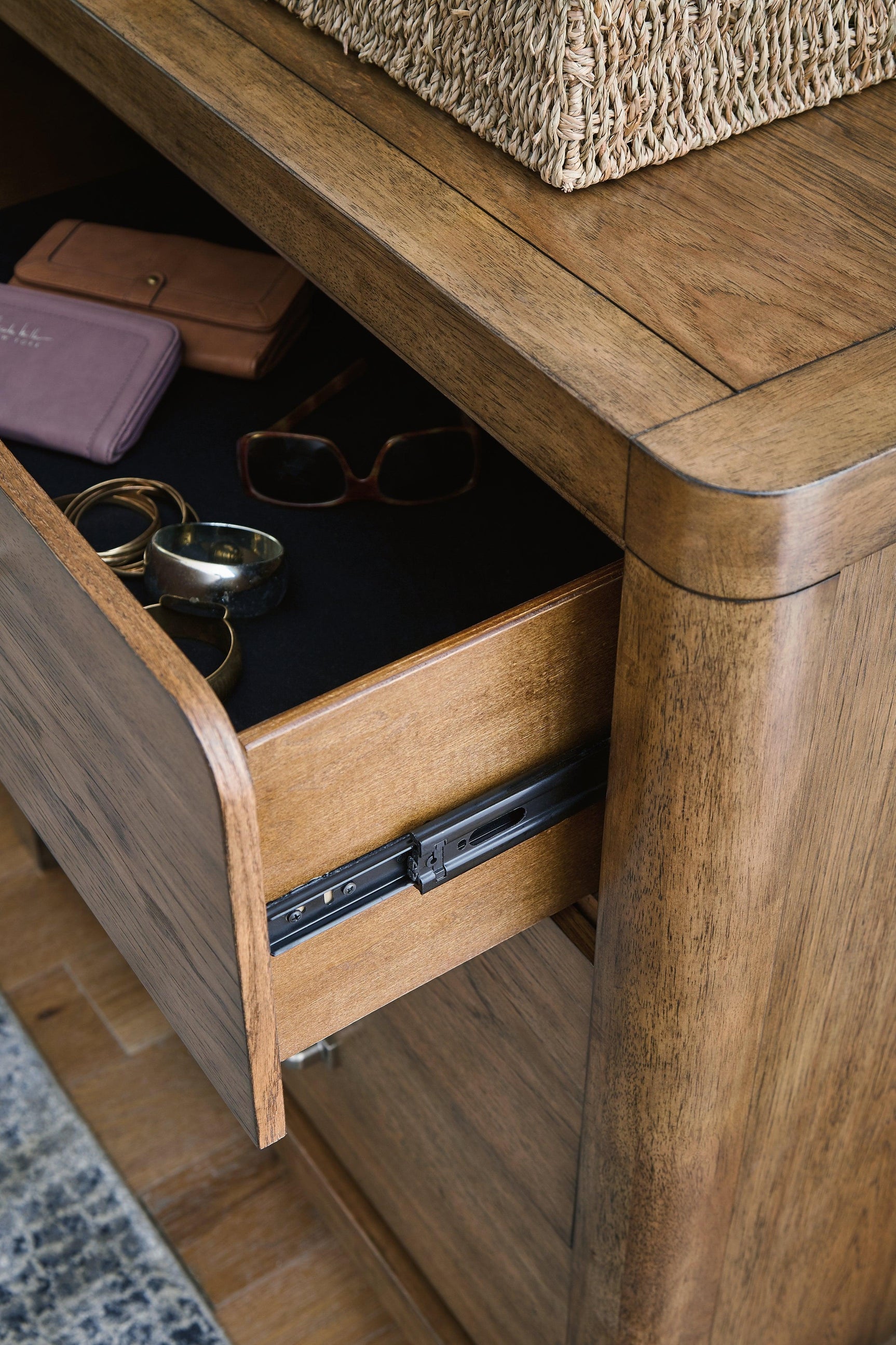 Cabalynn Light Brown Dresser and Mirror Set