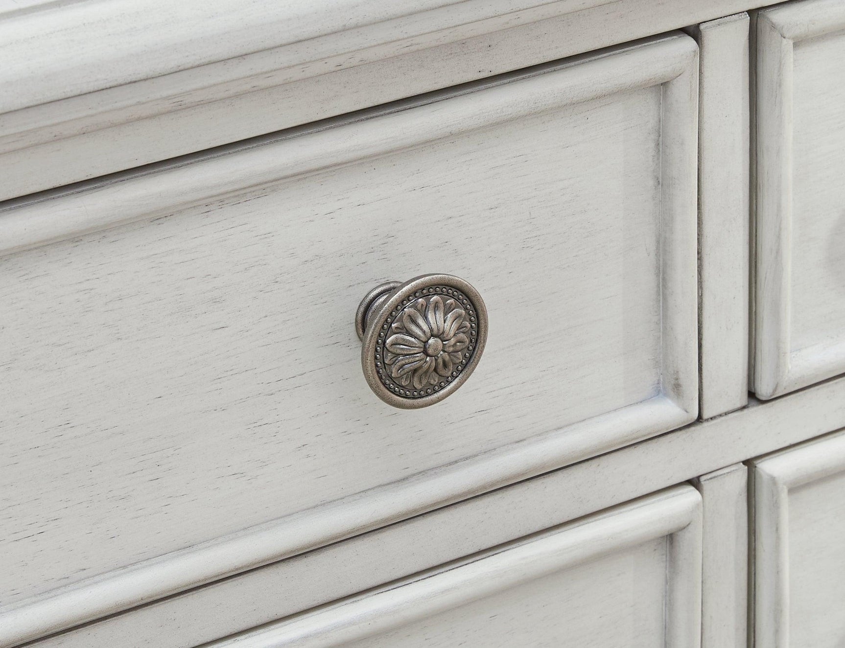 Montelaine Antique White Dining Server