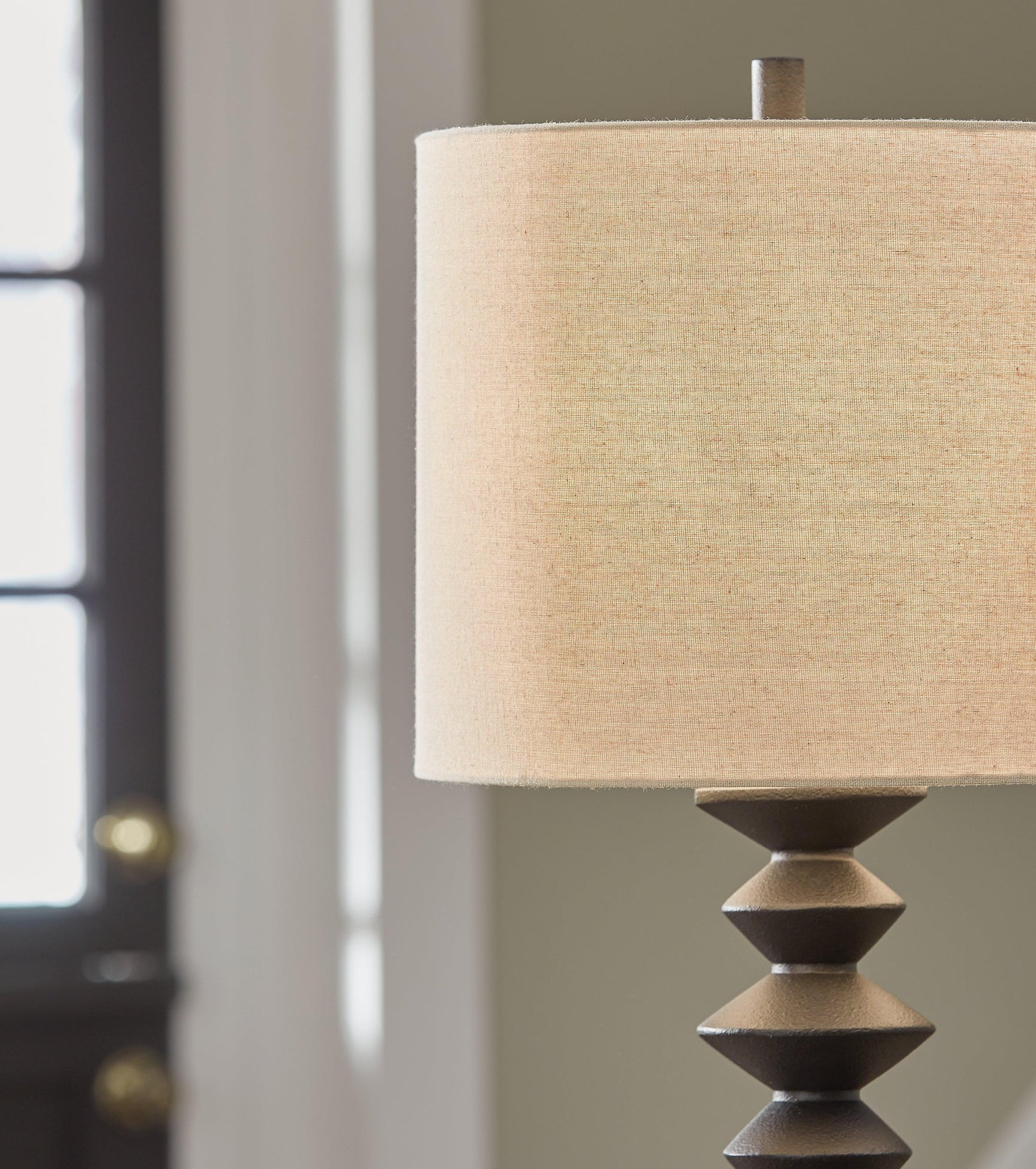 Luanndon Black 2-Piece Table Lamp Set