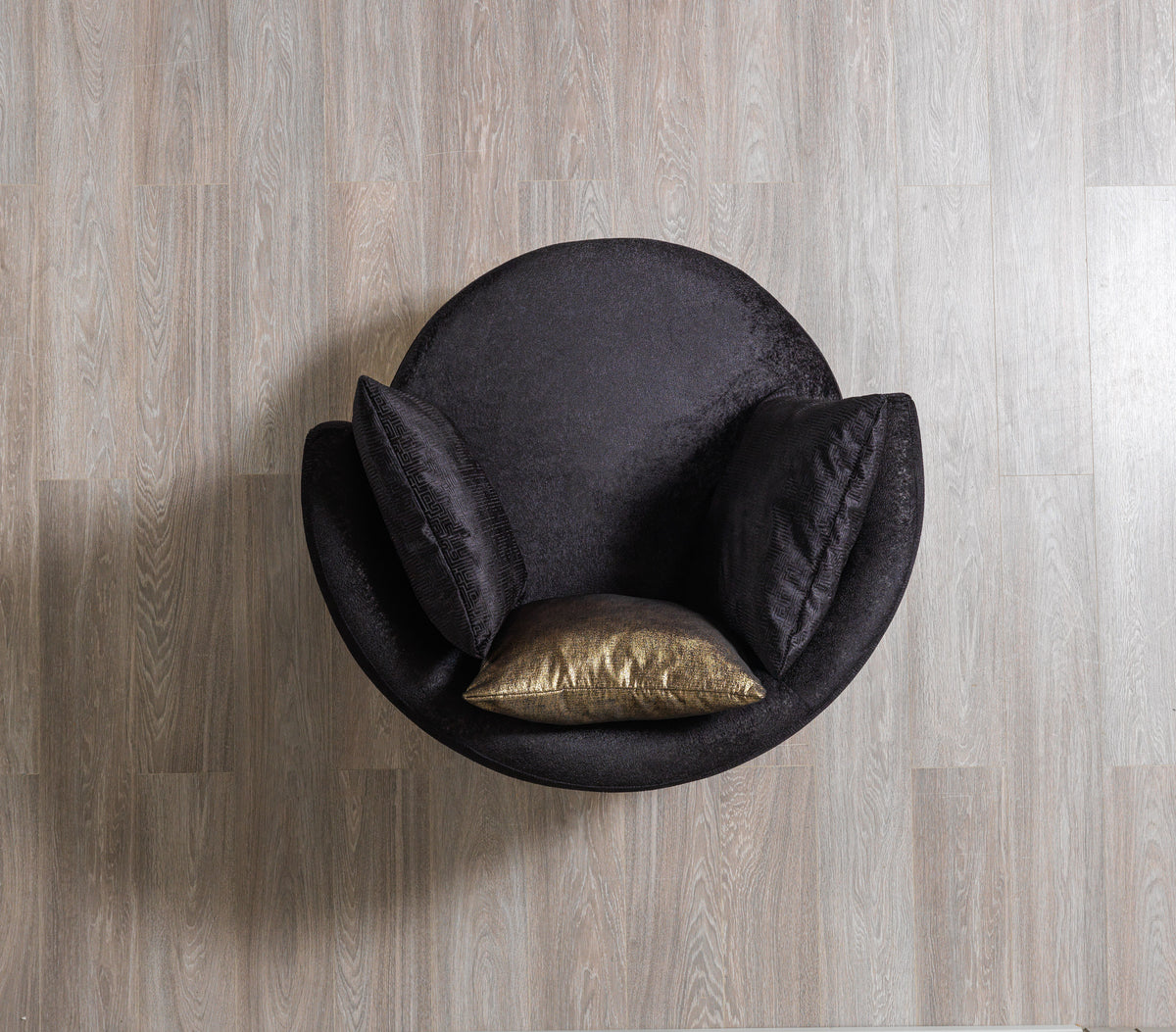 Anne Black Velvet Chair