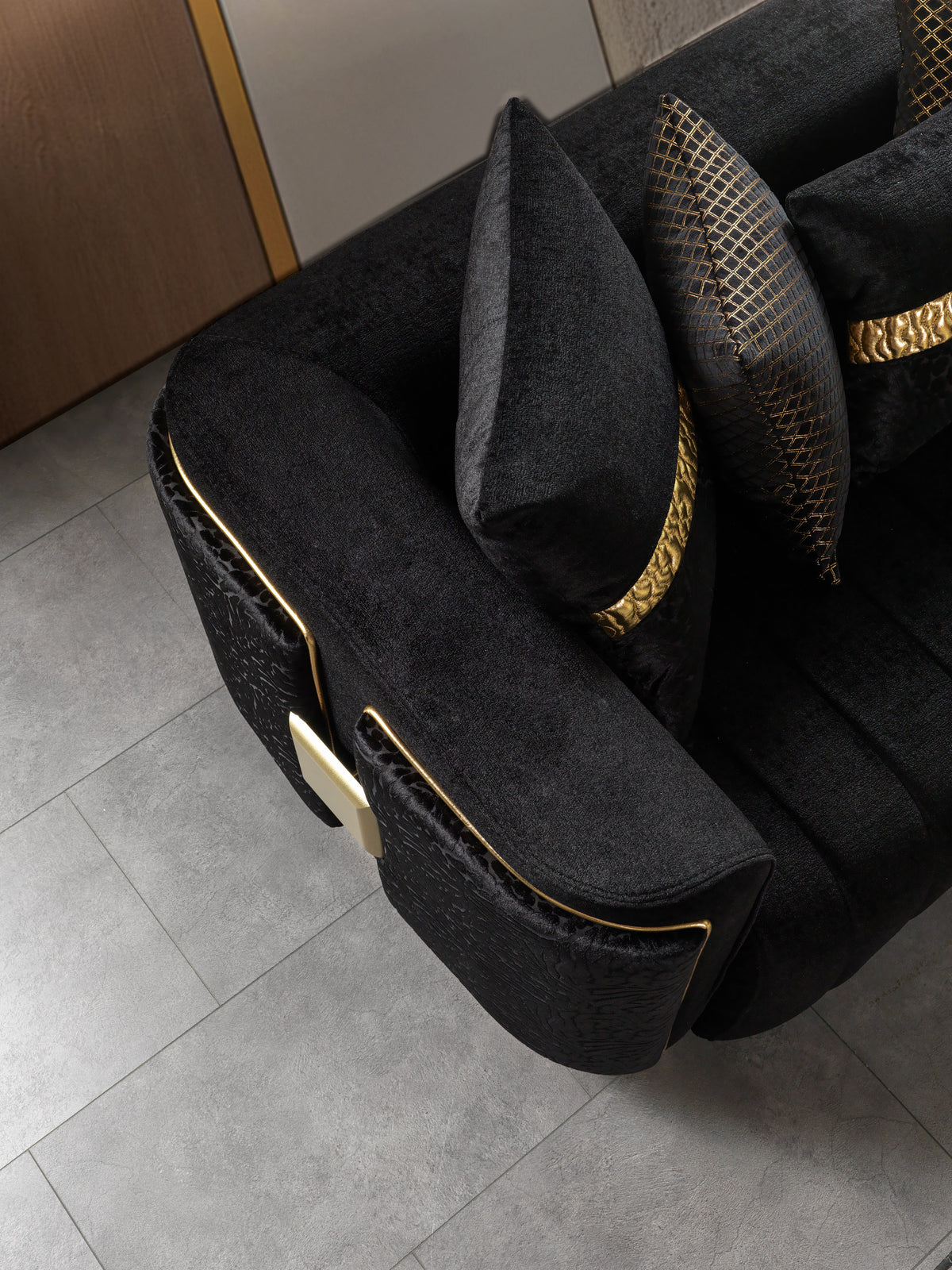 Carlina Black Velvet Sofa & Loveseat view 11