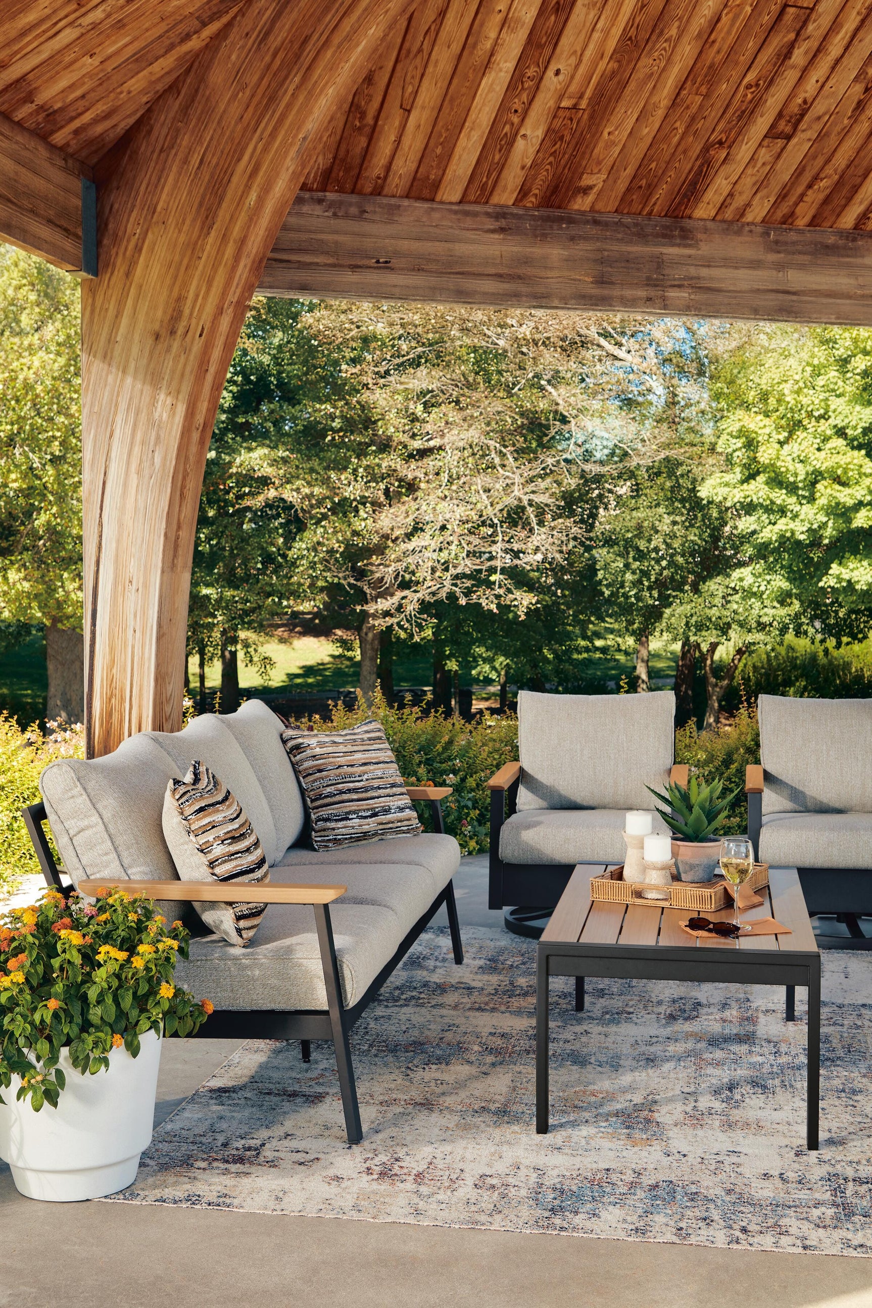 Carmel Highlands Dark Brown Outdoor Sofa/Chairs/Table (Set of 4)