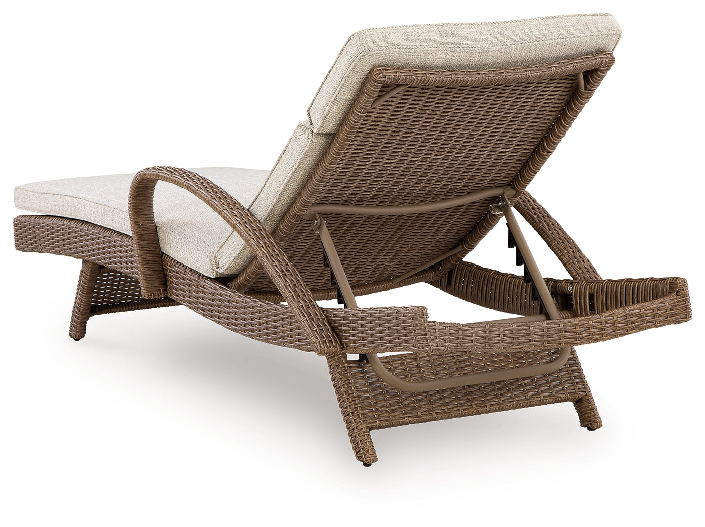 Laguna Heights Beige Chaise Lounge with Cushion