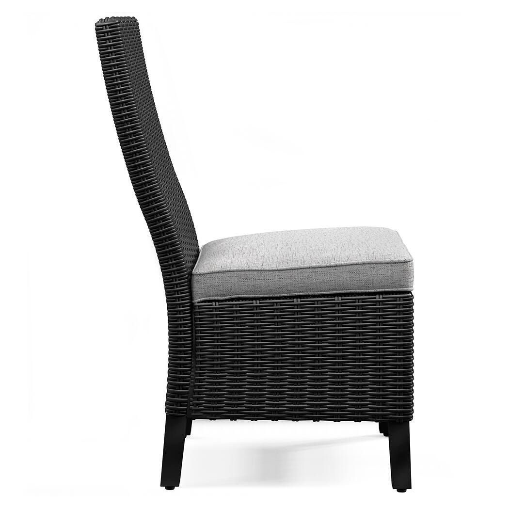 Beachcroft Black/Light Gray Outdoor Dining Table and 4 Chairs