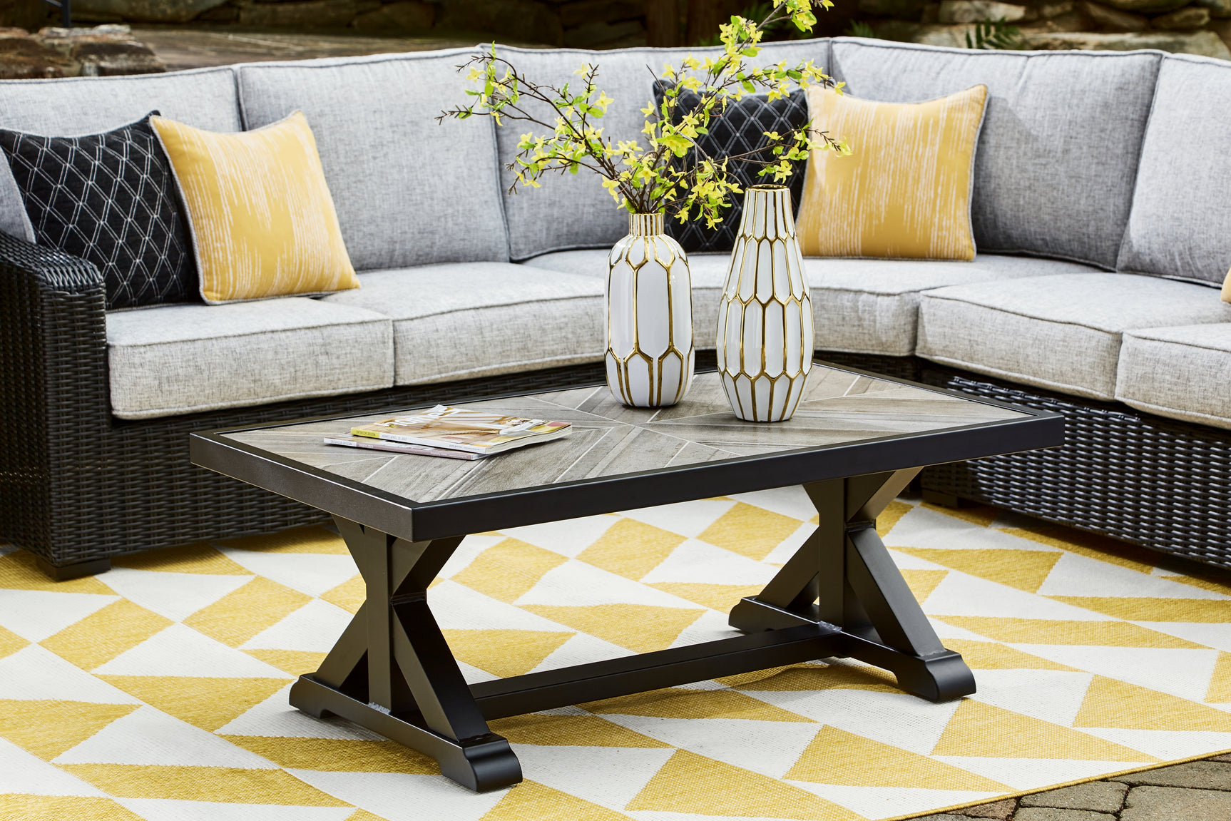 Beachcroft Black/Light Gray Outdoor Sofa and 2 Lounge Chairs with Coffee Table and 2 End Tables