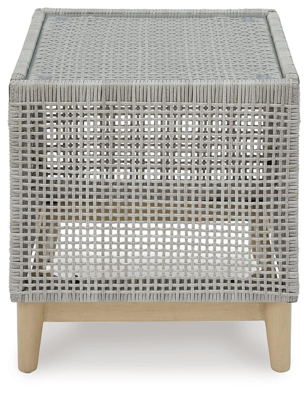 Seton Gray Creek 2 Outdoor Lounge Chairs with End Table