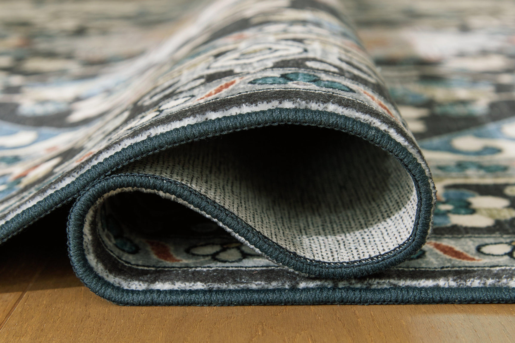 Leningston Black/Cream/Blue 5' x 7' Washable Rug