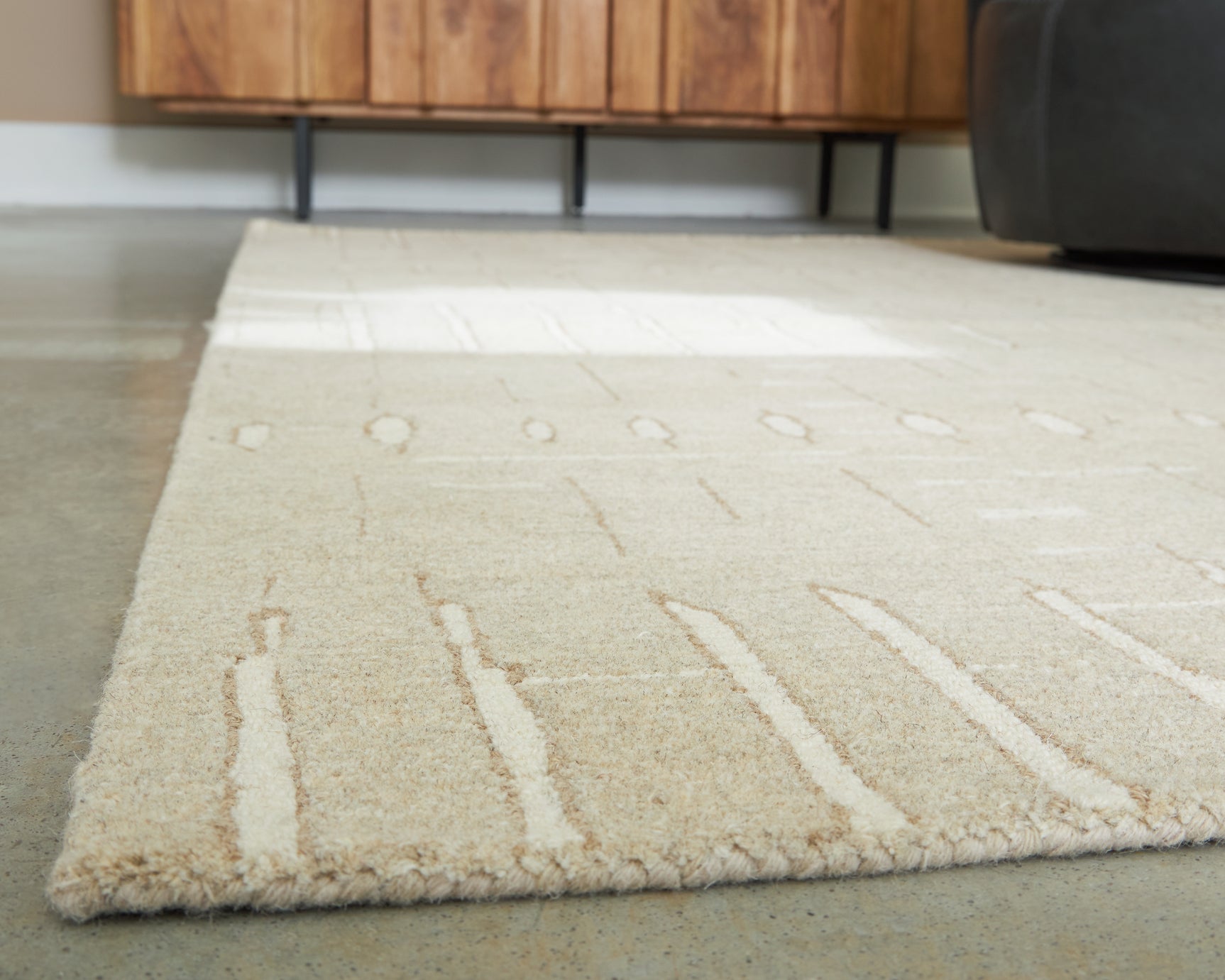 Wolbert Tan/Ivory 7'8" x 10' Area Rug