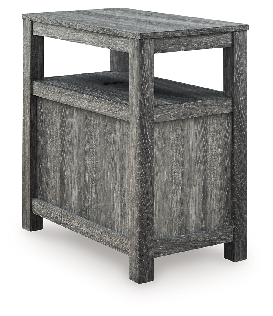 Fendenmore Brown/Gray Chairside End Table