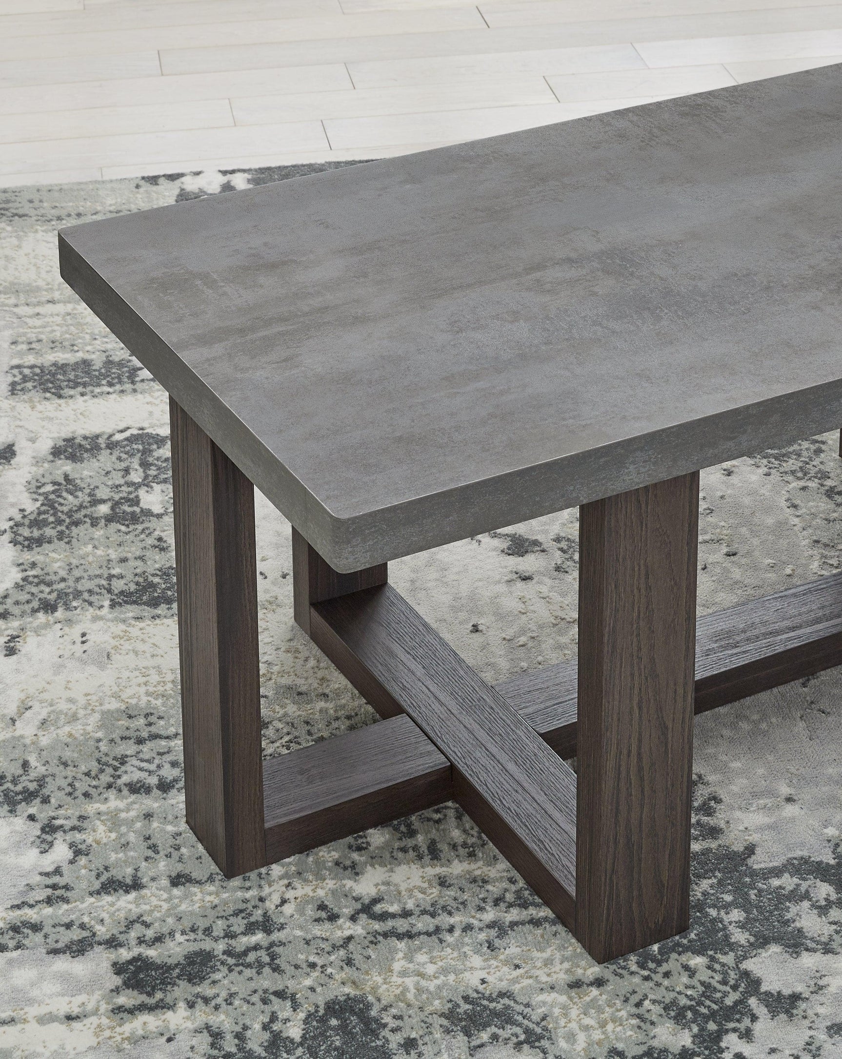 Dynnford Gray/Brown Table (Set of 3)