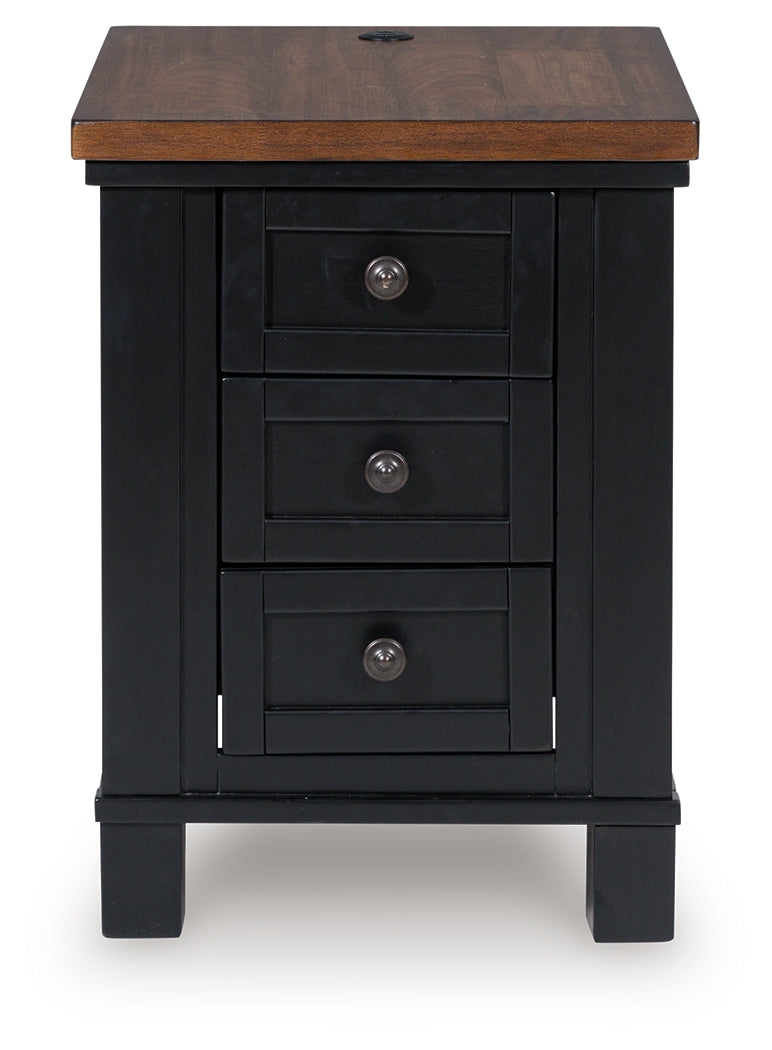 Wildenauer Brown/Black Chairside End Table