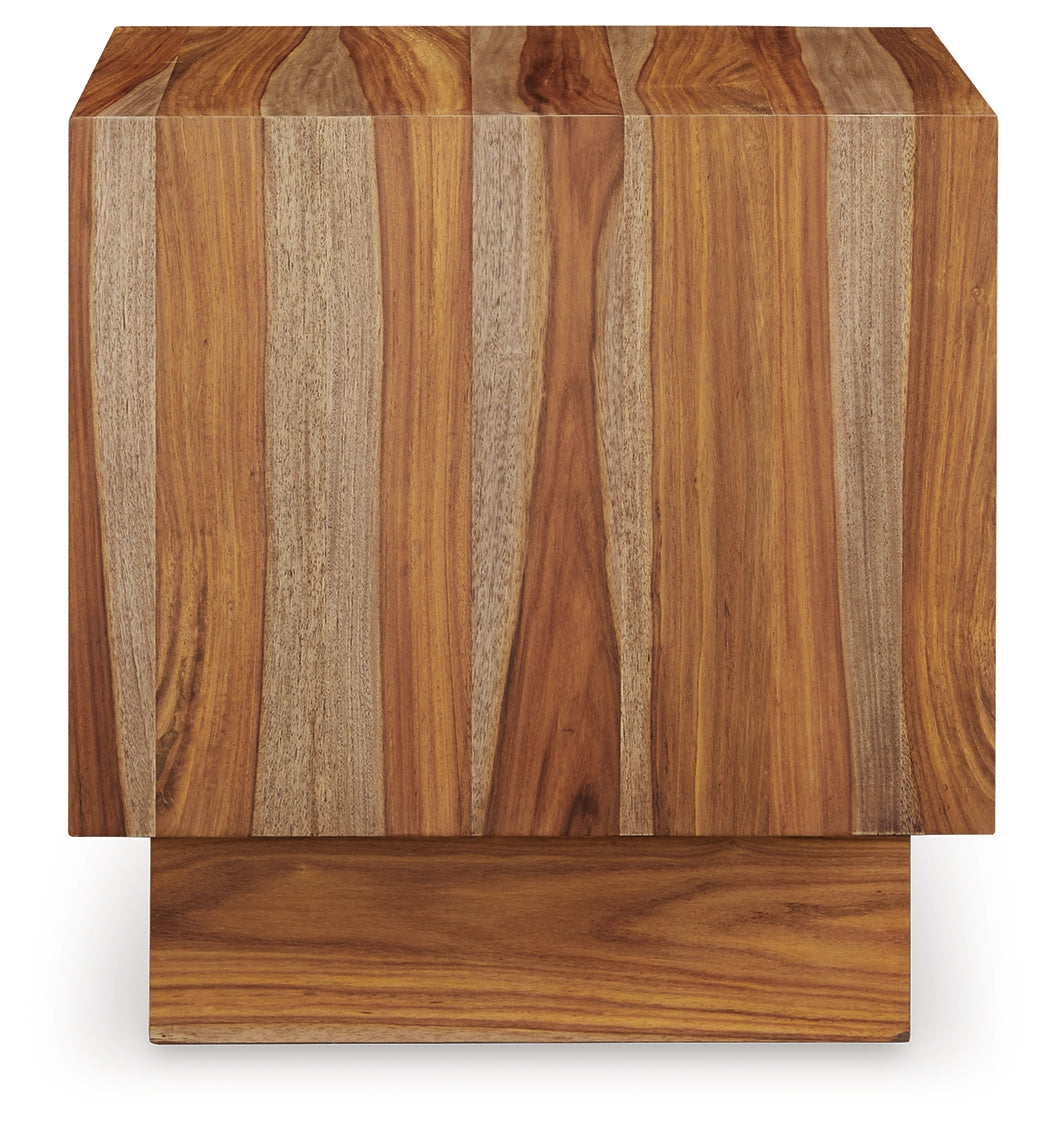 Dressonni Brown Coffee Table with 2 End Tables