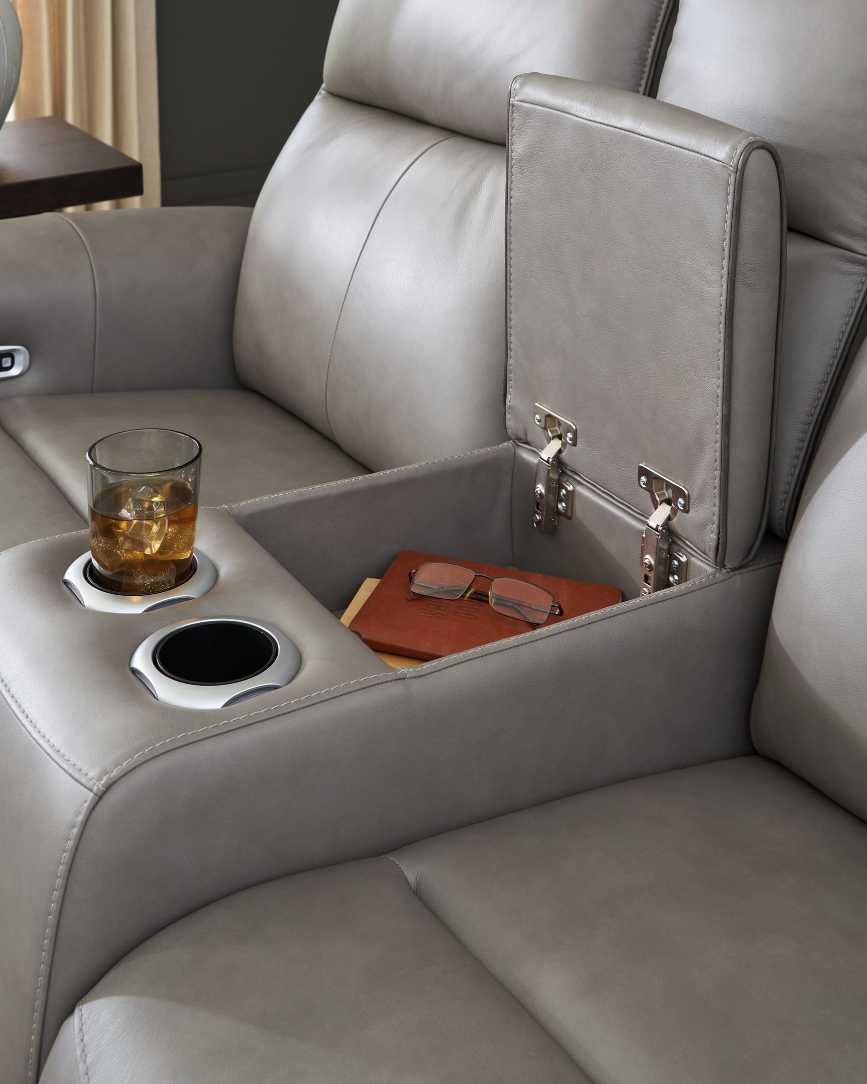5Z-Comfort Coin Sofa and Loveseat