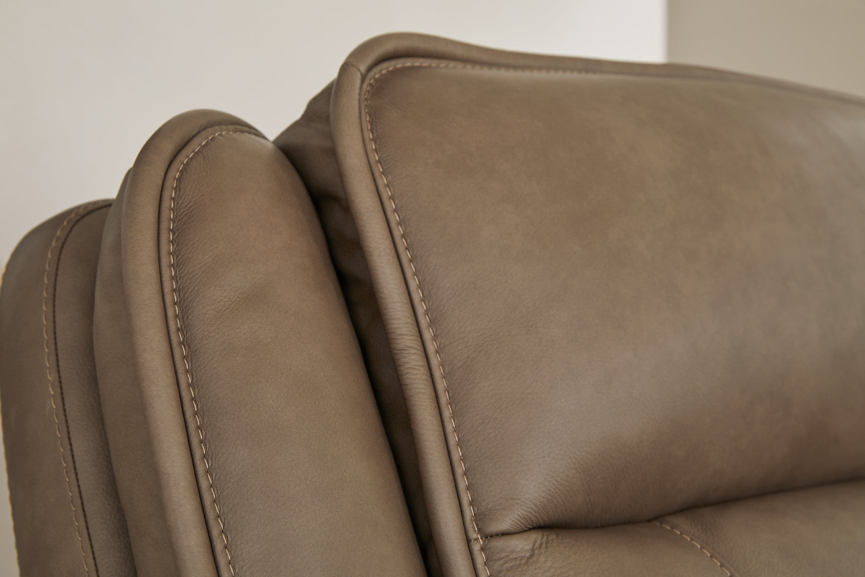 Glencroft Sahara Sofa and Loveseat