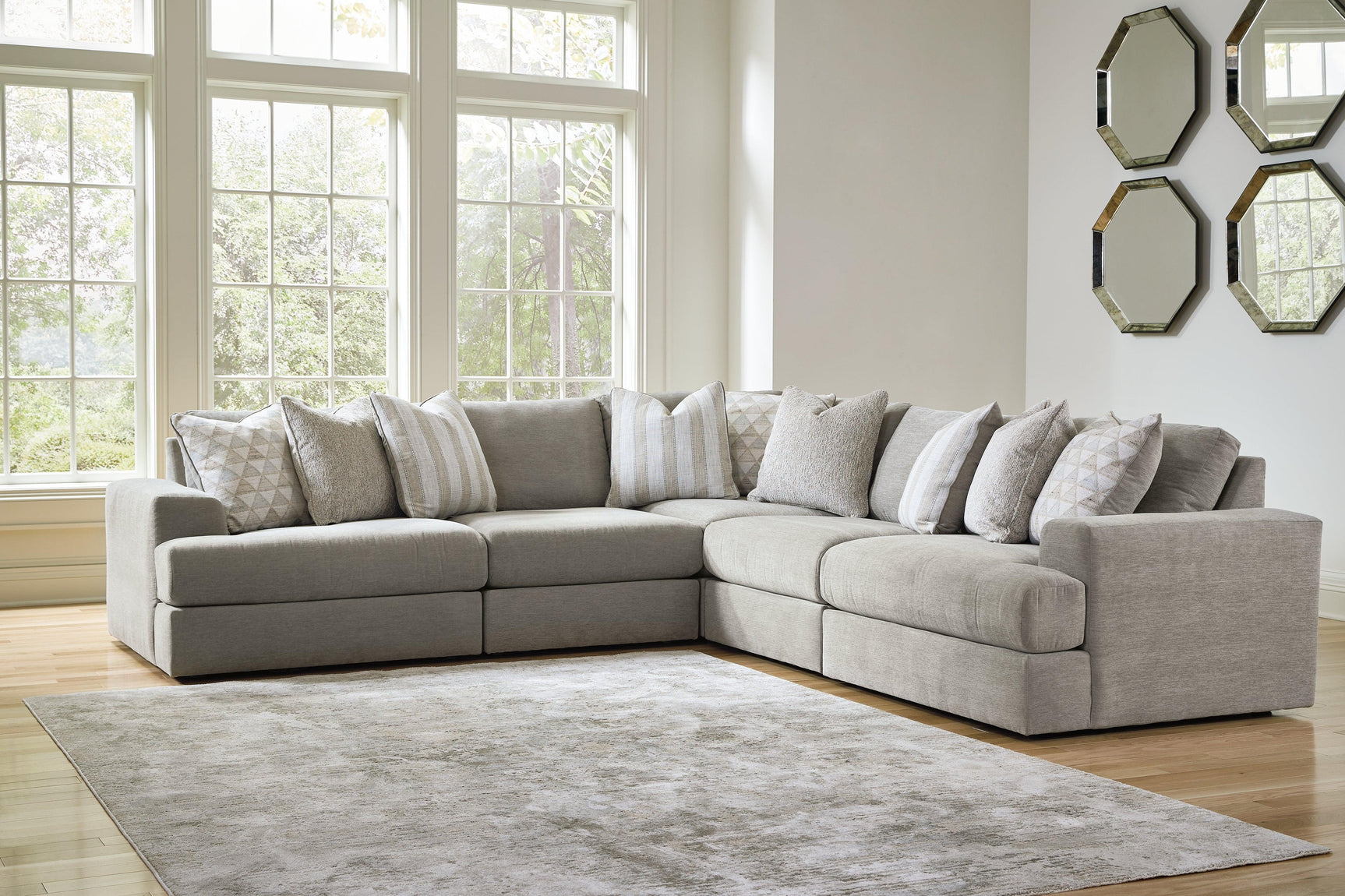 Avaliyah Ash 5-Piece Sectional With Ottoman - Ella Furniture