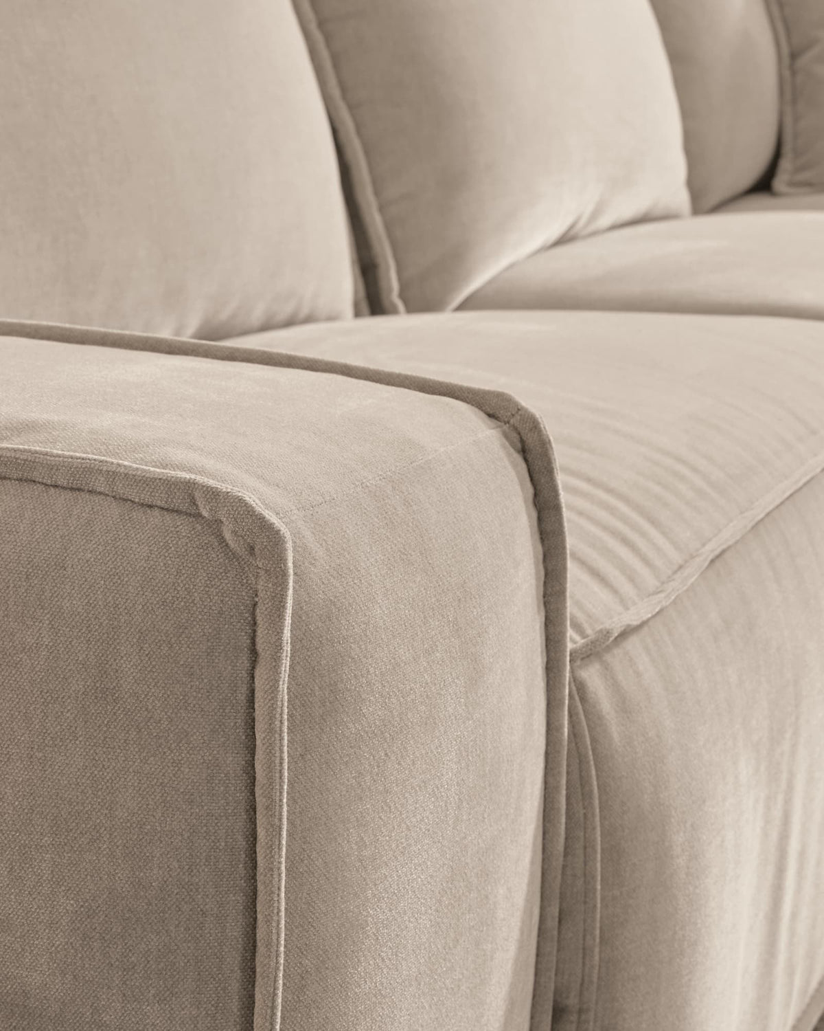 Carceri Cashmere 2-Piece Power Reclining Sectional Loveseat — product image 5