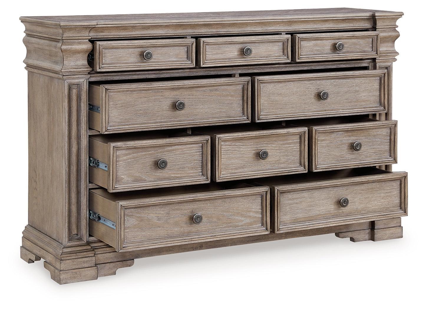 Blairhurst Light Grayish Brown Dresser - Ella Furniture