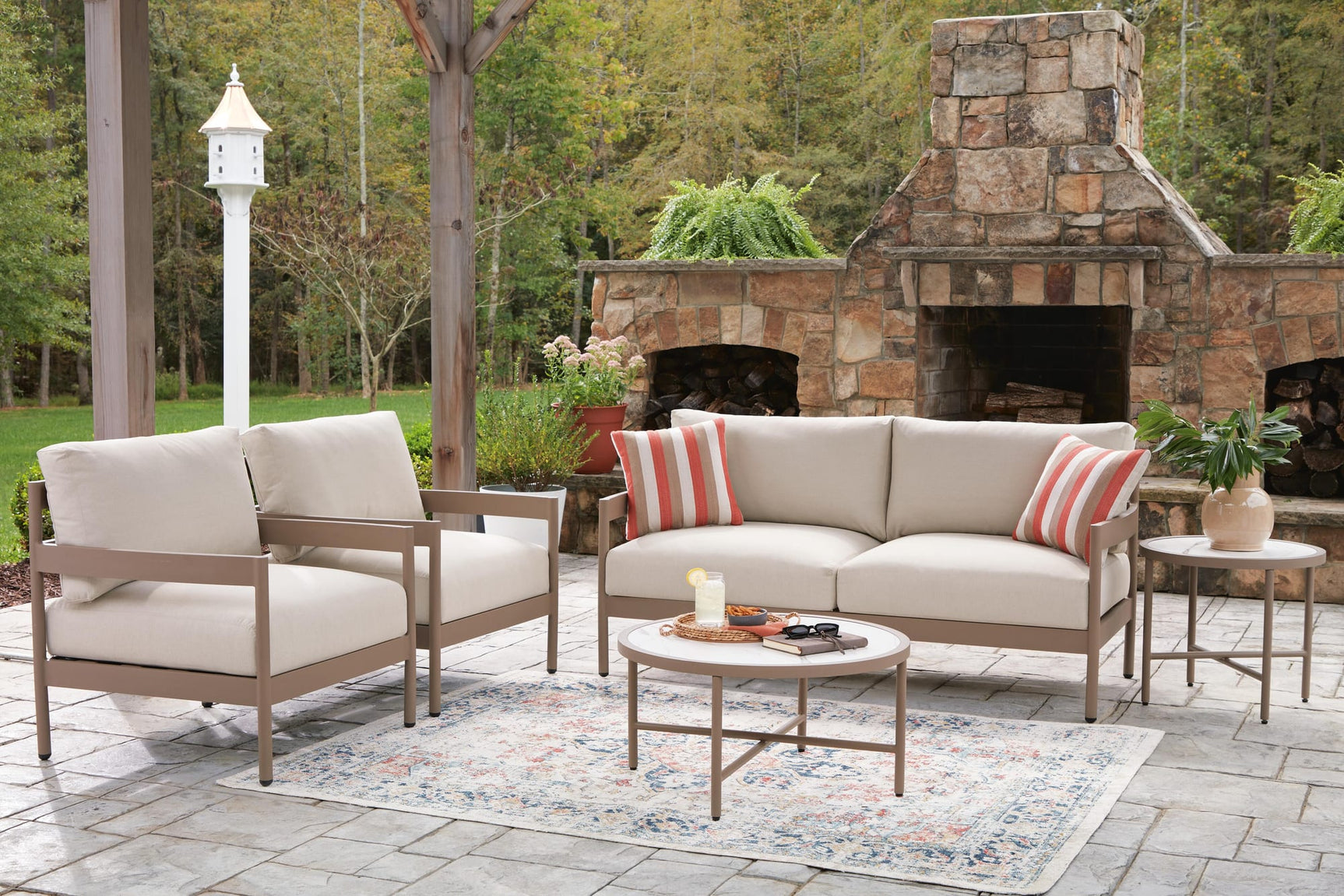 Bluff Trail Beige Outdoor Love/Chairs/Tables Set (Set of 5) view 3