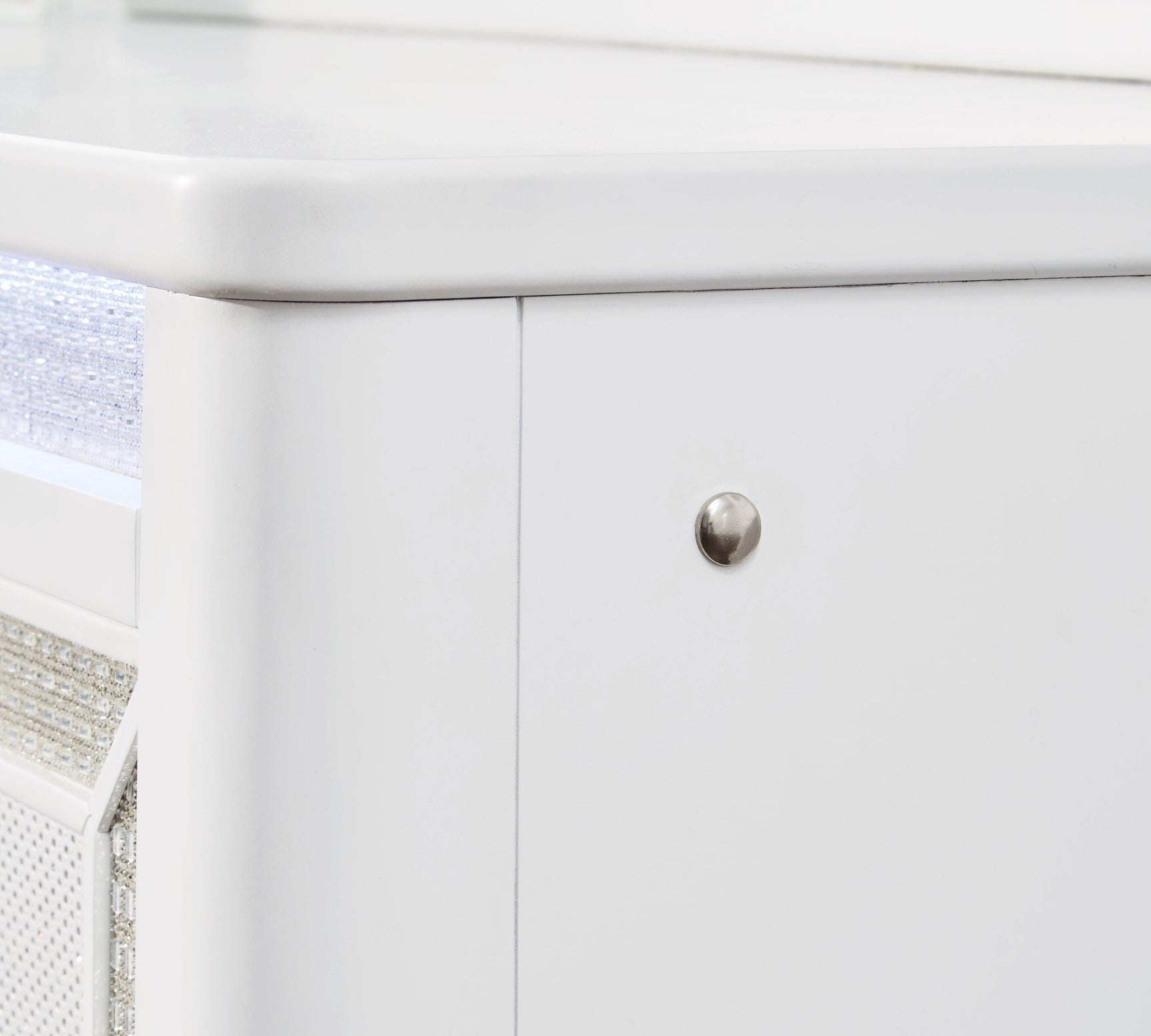 Chalanna White Dresser and Mirror - Ella Furniture