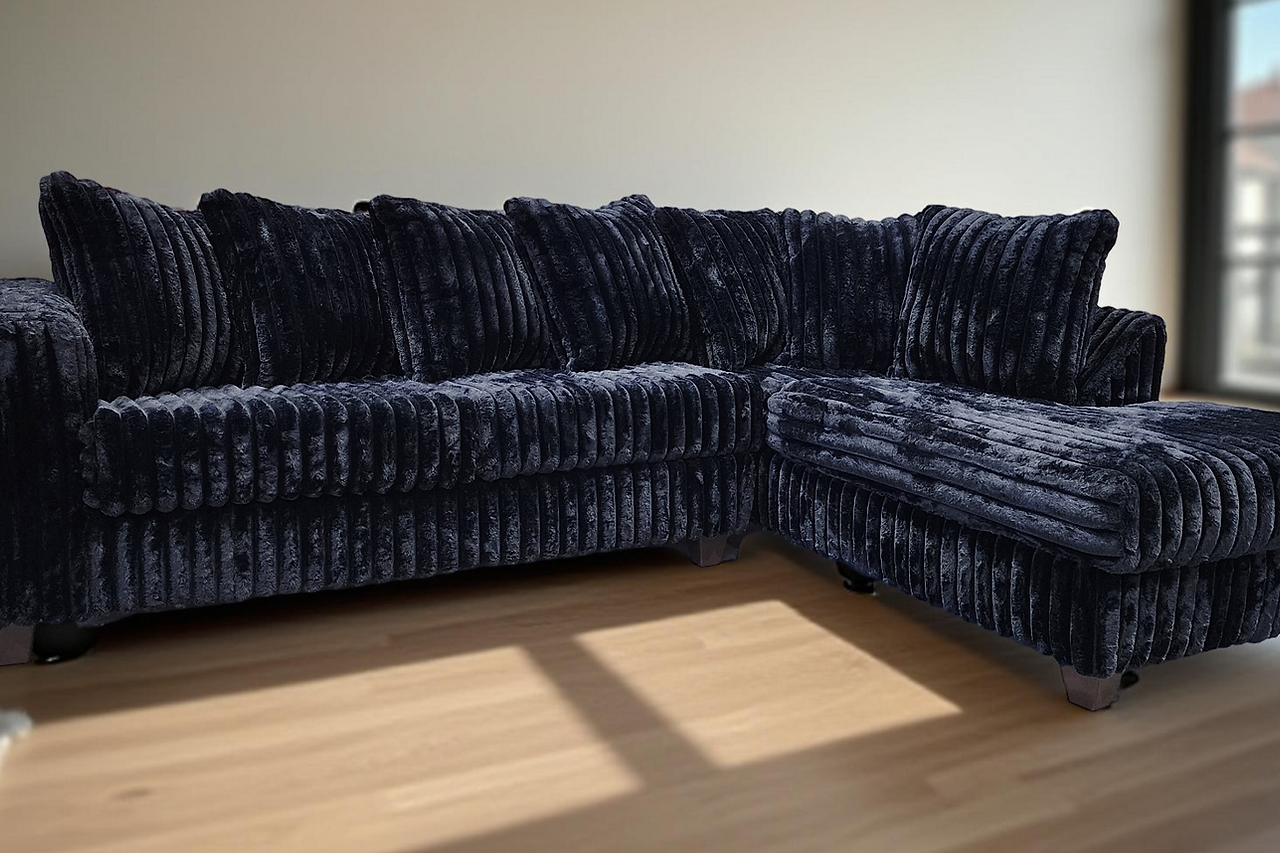 Gia Black 2-Piece Sectional