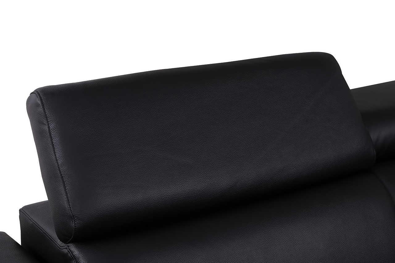 Picasso Black 7-Piece 3 Power Reclining Sectional