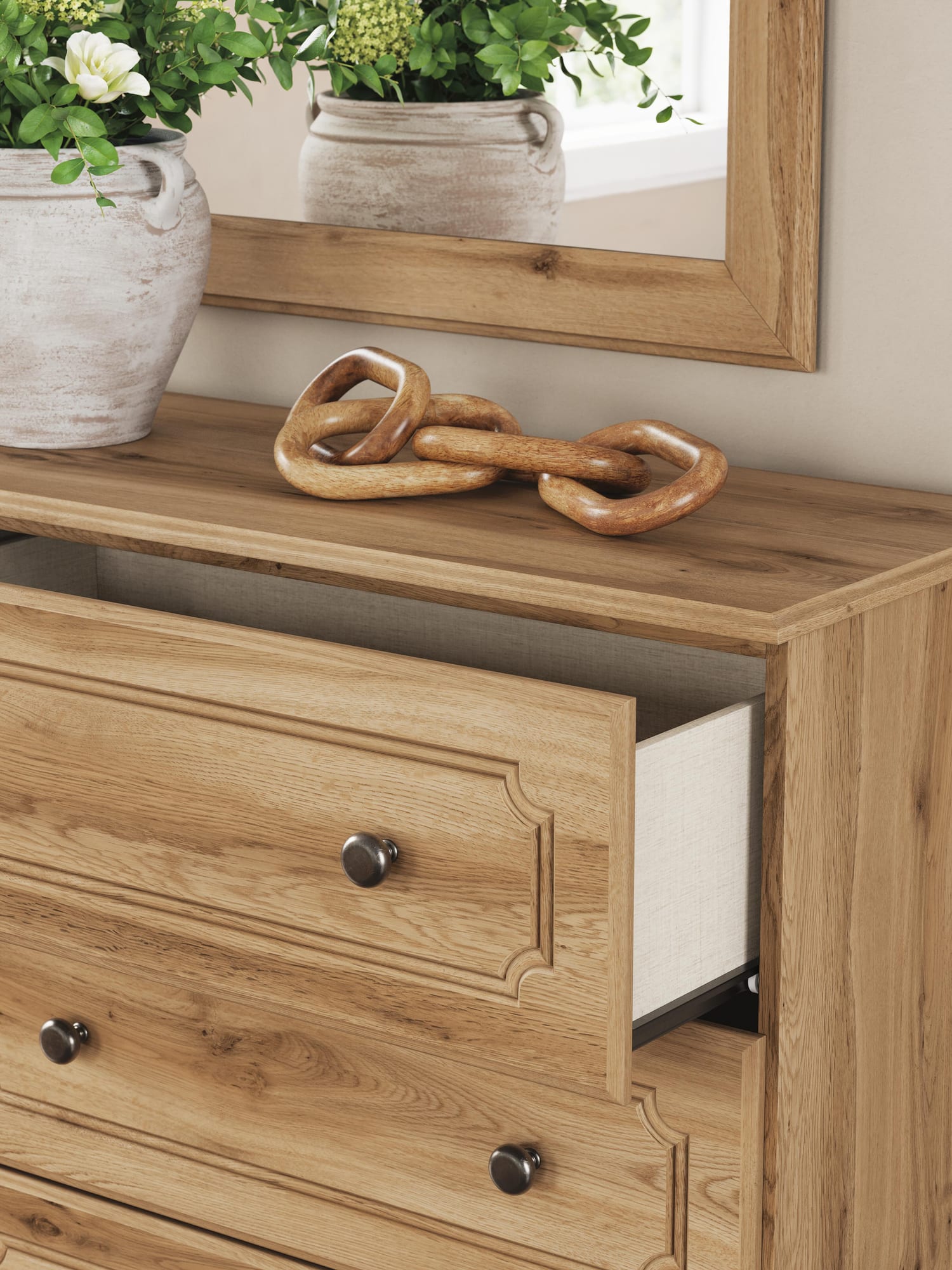 Aleaport Warm Brown Panel Bedroom Set detail view