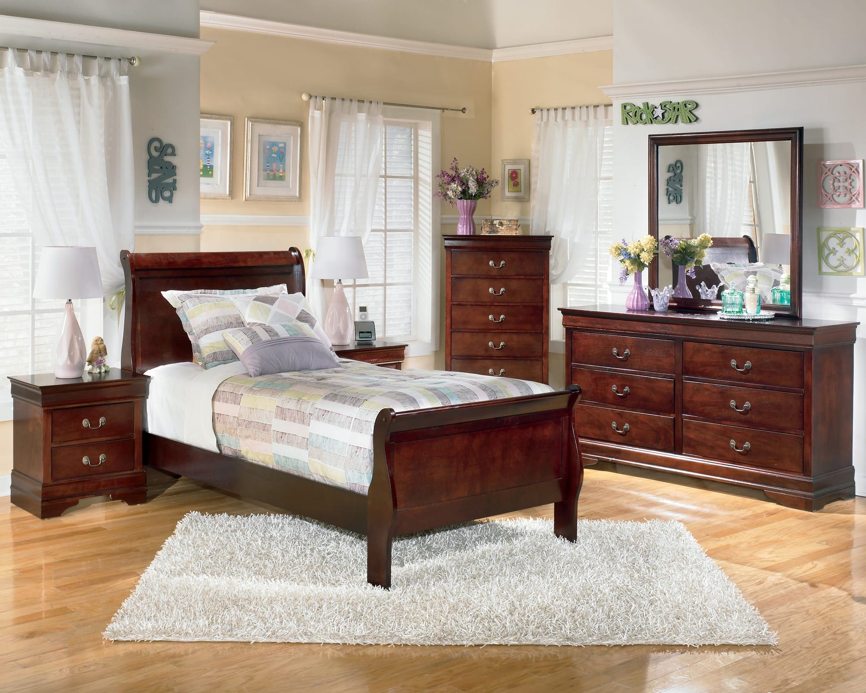 Alisdair Dark Brown Sleigh Bedroom Set King 3: Bed, Dresser, Mirror from Ella Furniture