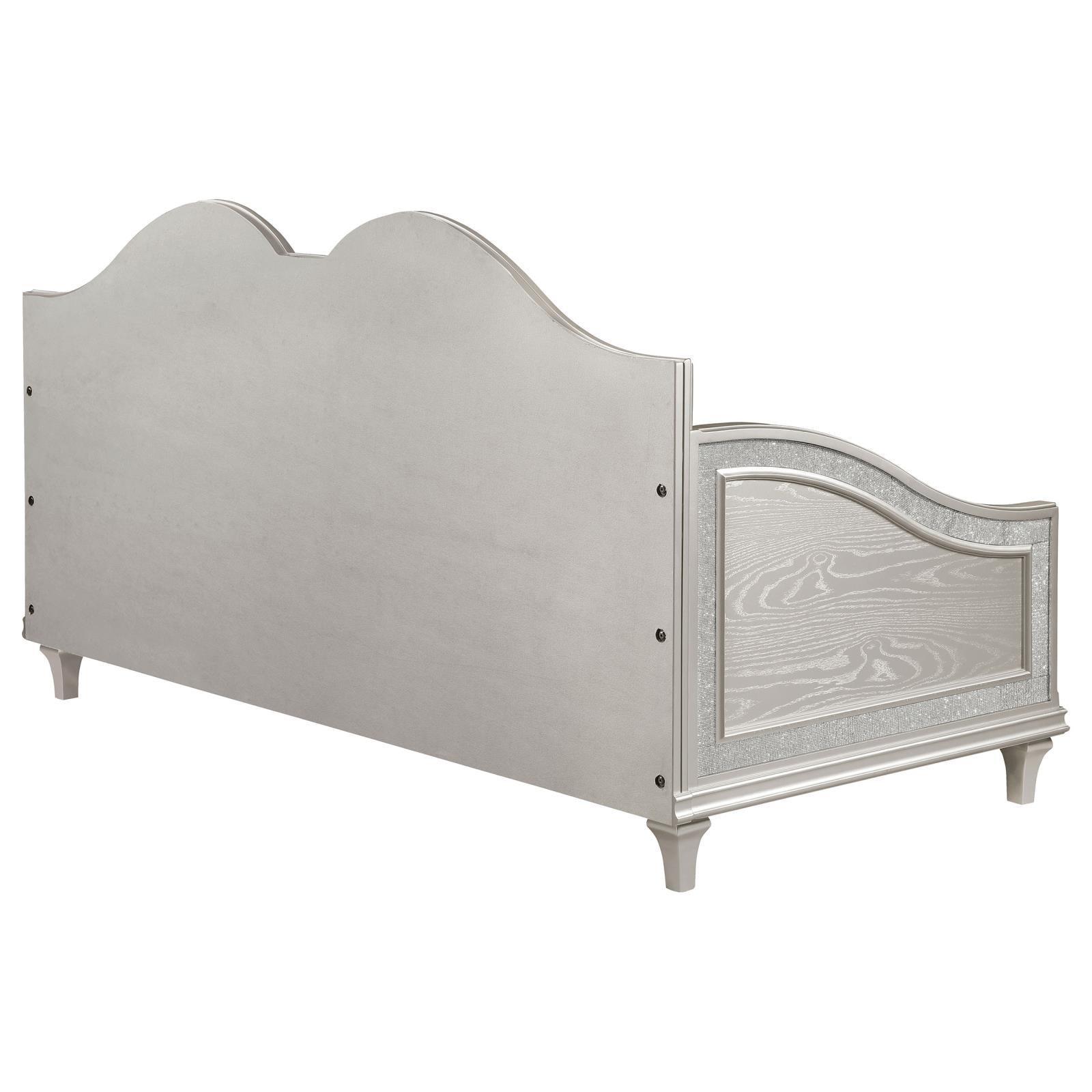 Evangeline Evangeline Upholstered Twin Daybed With Faux Diamond Trim Silver And Ivory 360121 - Ella Furniture