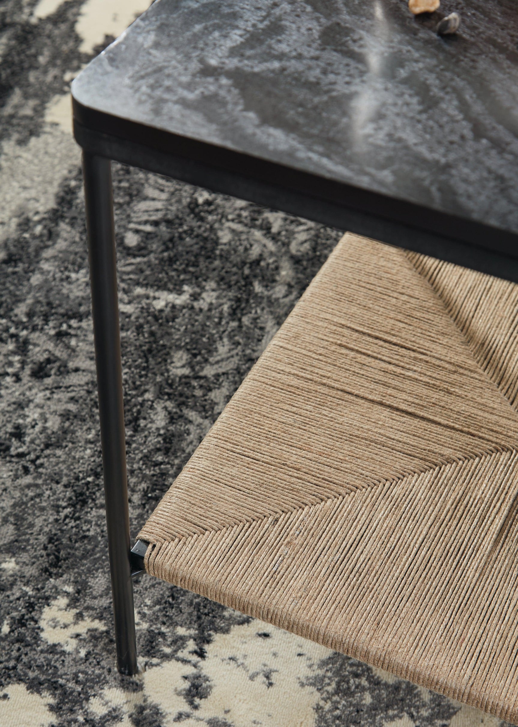 Minrich Black/natural Accent Table - Ella Furniture